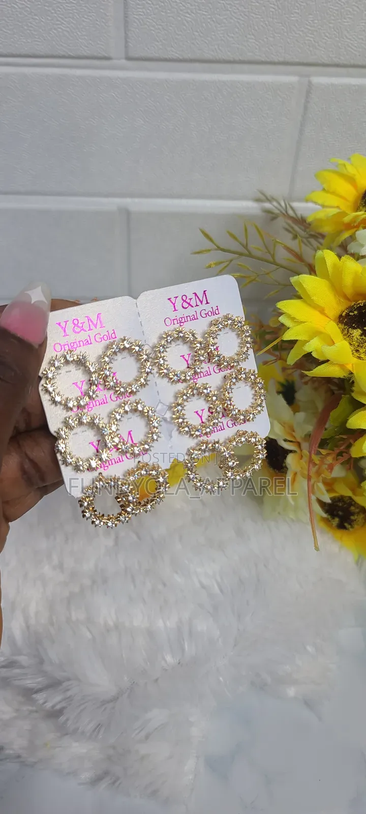 Quality High Fashion Earring Set