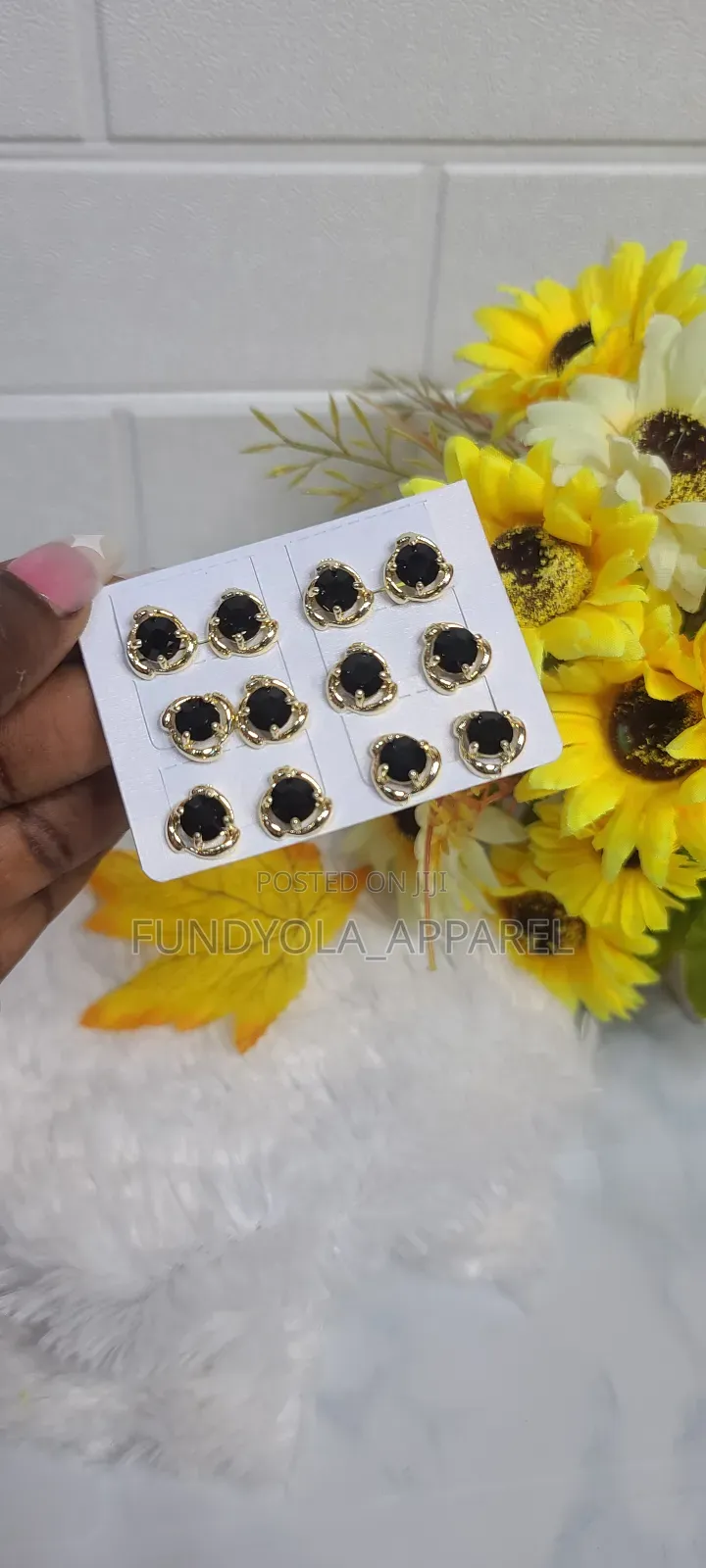 Quality High Fashion Earring Set