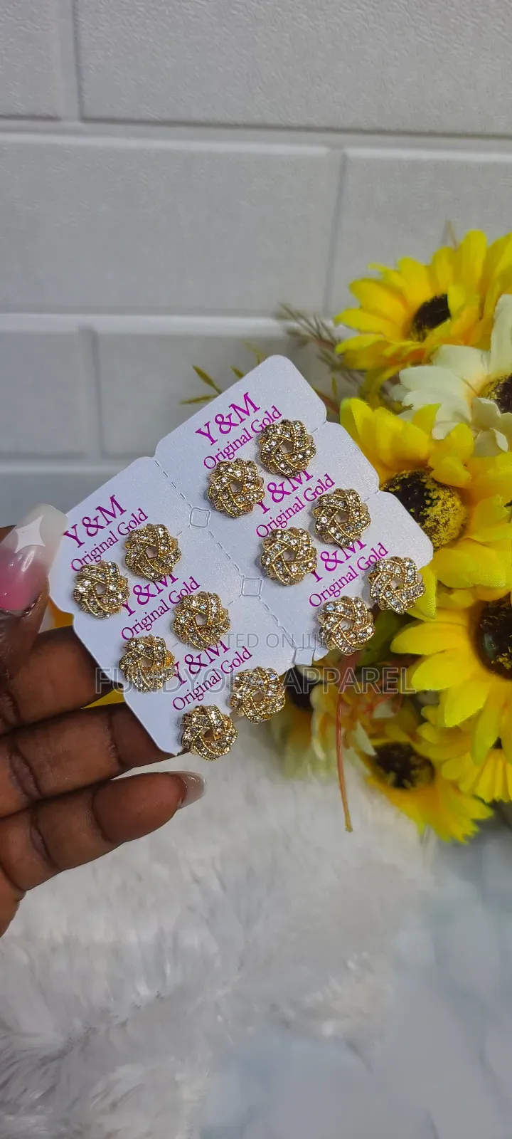 Quality High Fashion Earring Set
