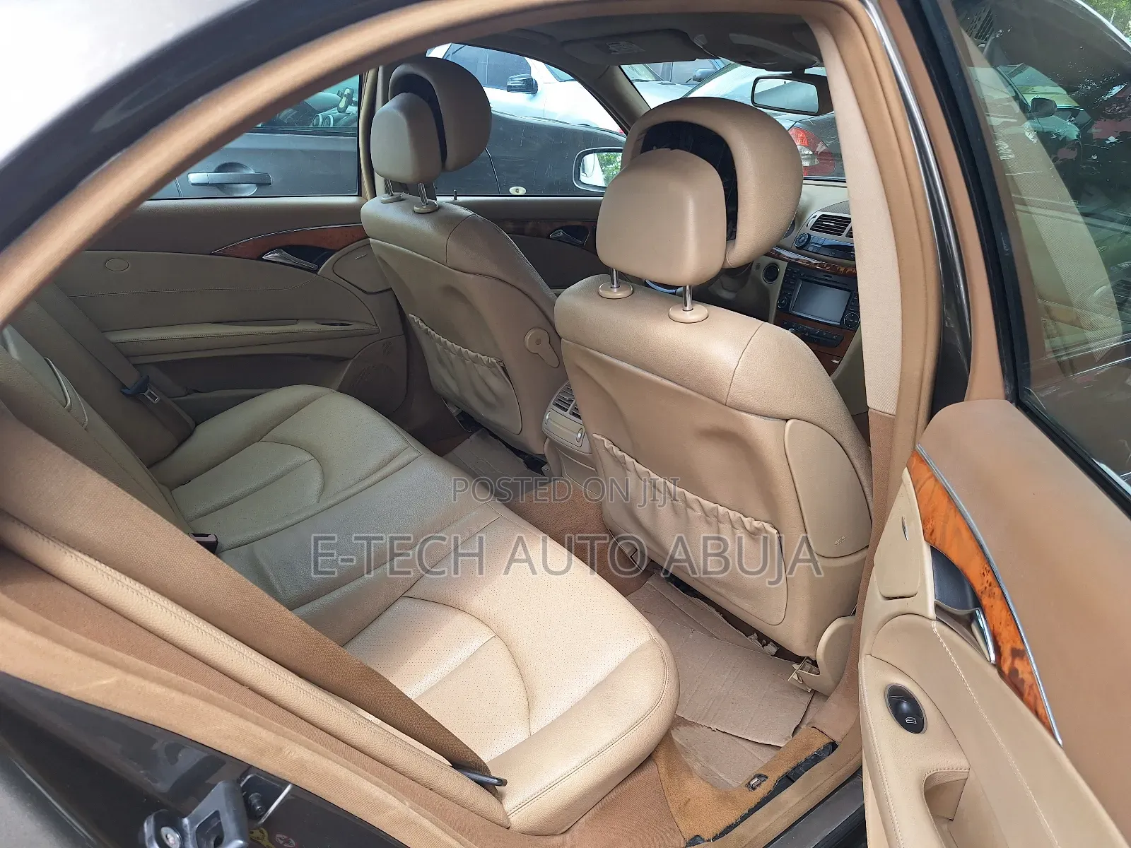 Mercedes-Benz E350 Base 4Matic Sedan AWD (3.5L 6cyl 5A) 2008 Gold