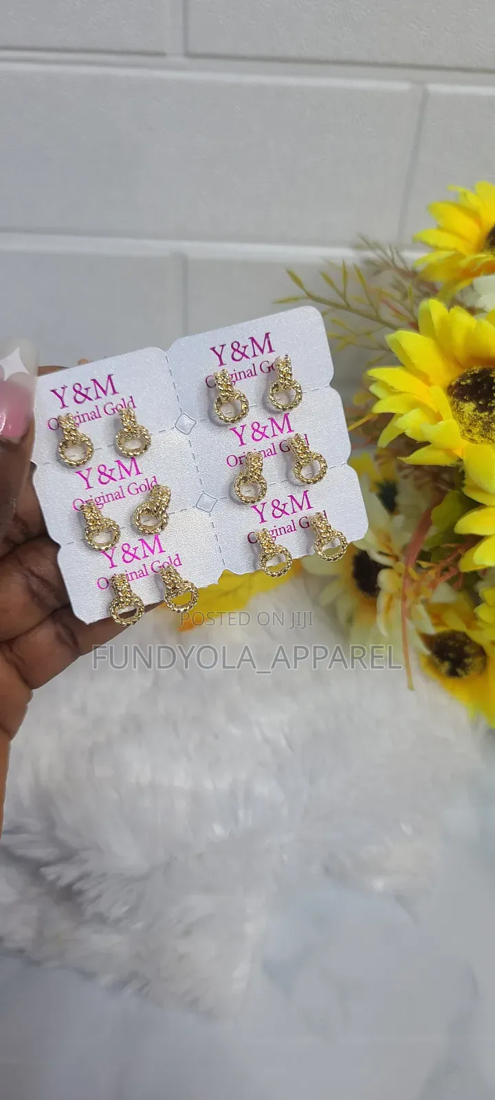 Quality High Fashion Earring Set