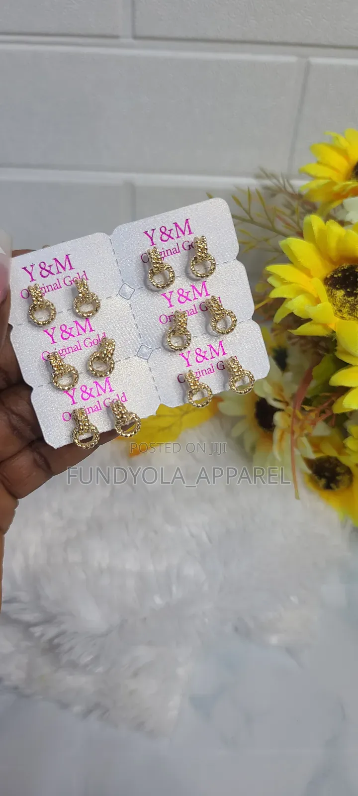 Quality High Fashion Earring Set