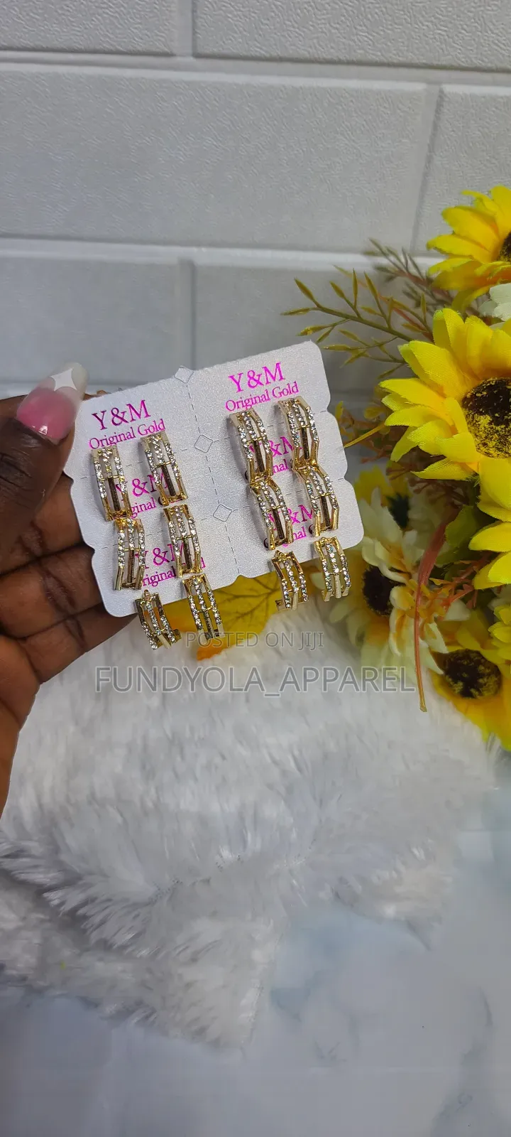 Quality High Fashion Earring Set