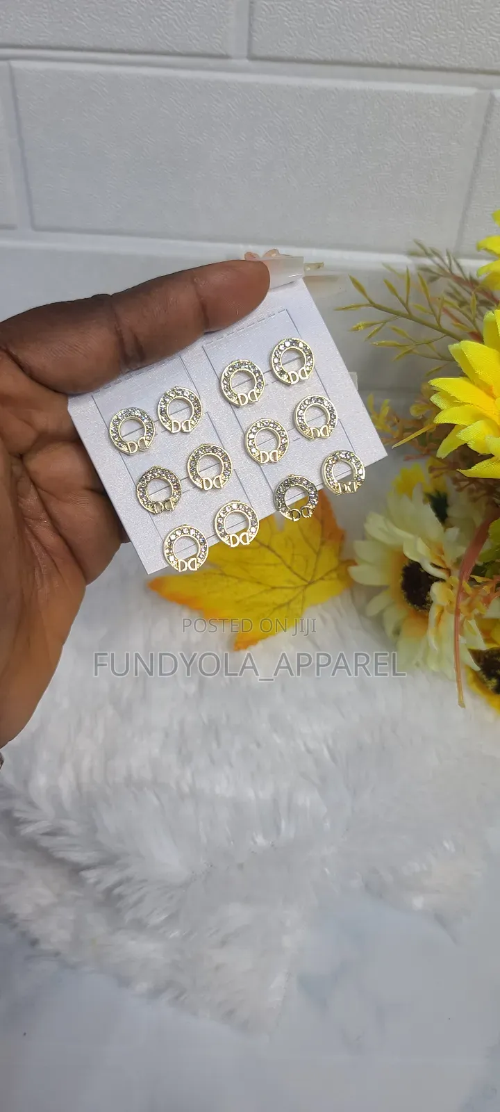 Quality High Fashion Earring Set