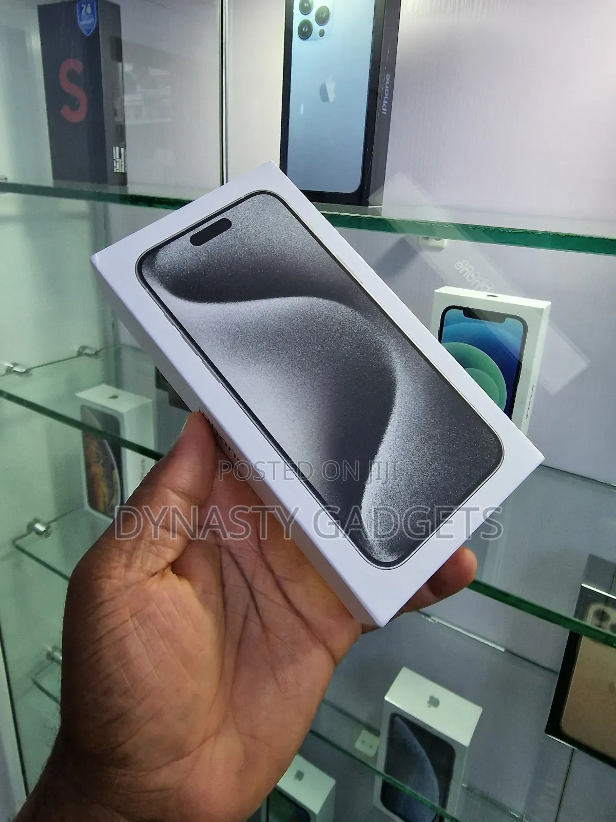 New Apple iPhone 15 Pro Max 512 GB White