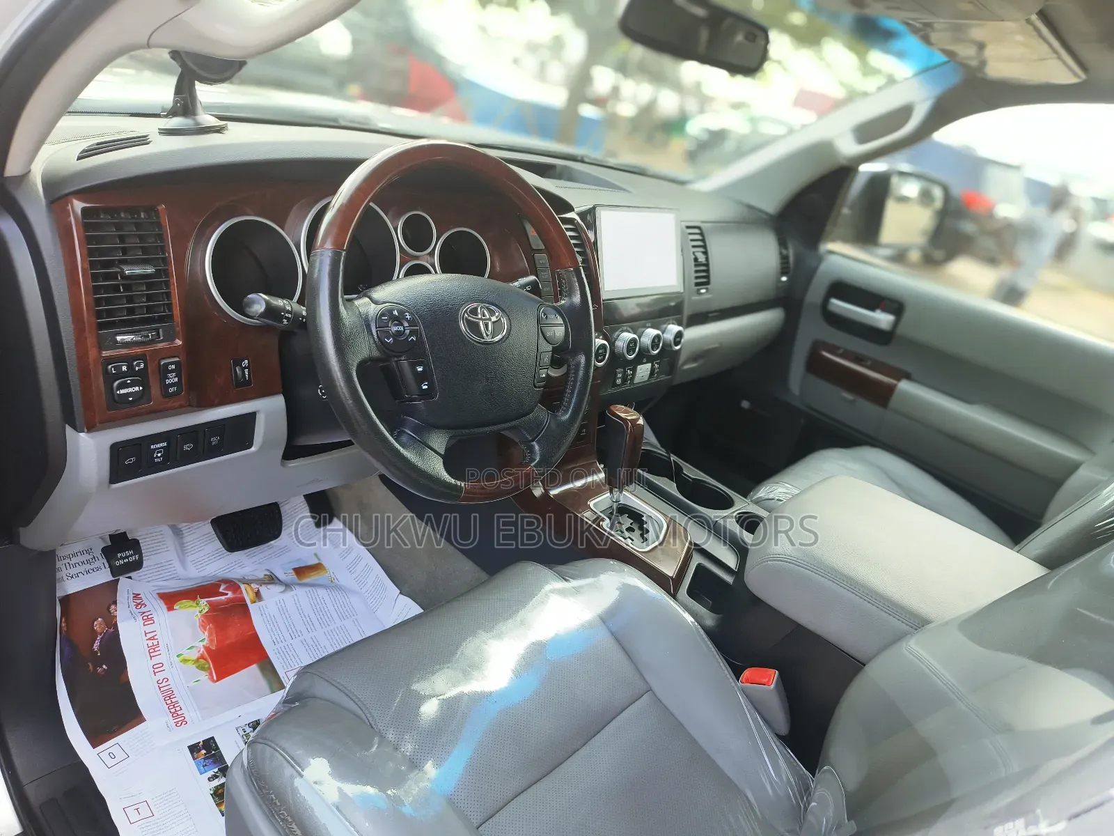 Toyota Sequoia 2015 Silver