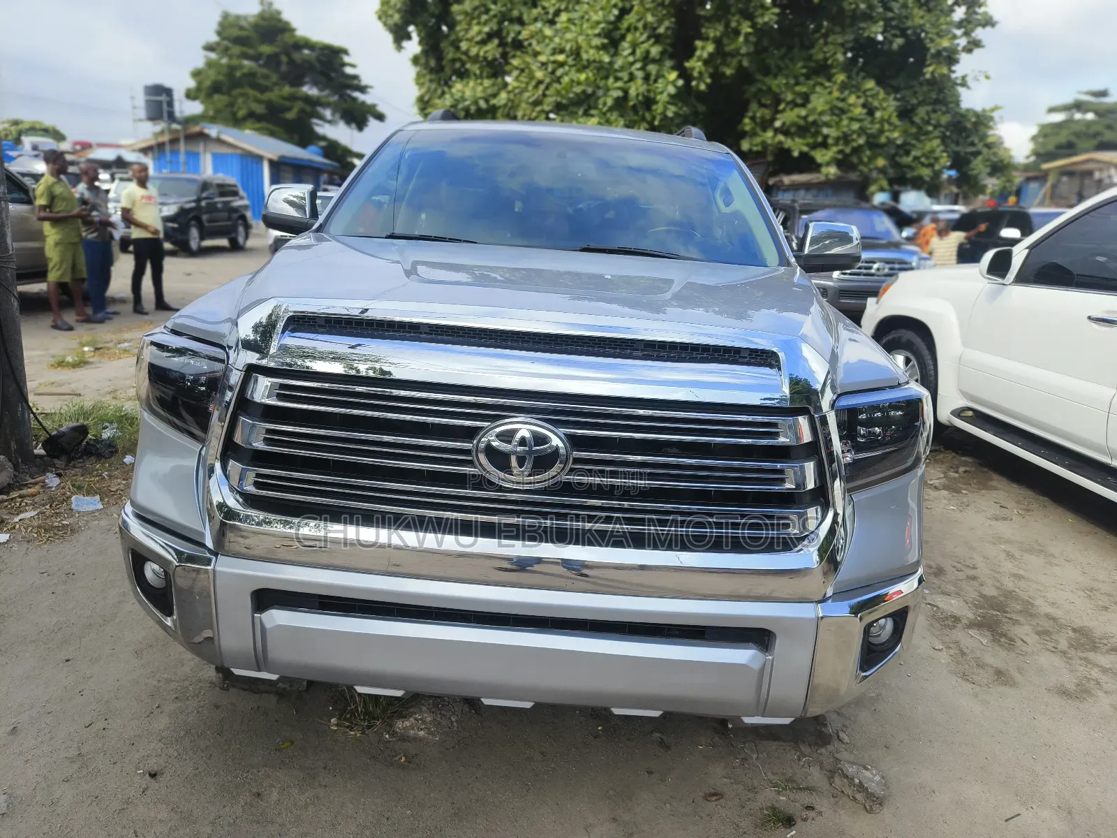 Toyota Sequoia 2015 Silver