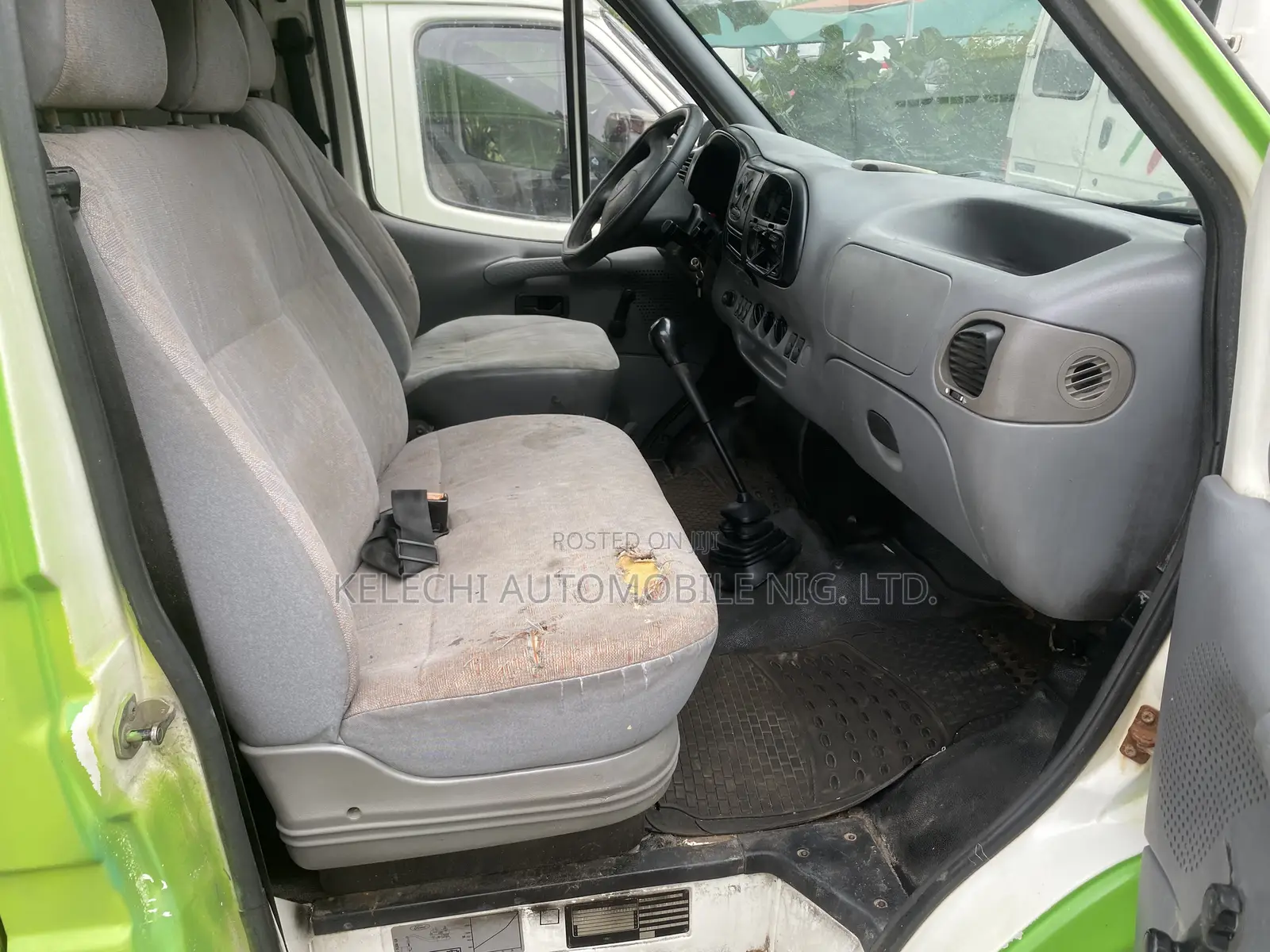 Ford Transit 2000 Green
