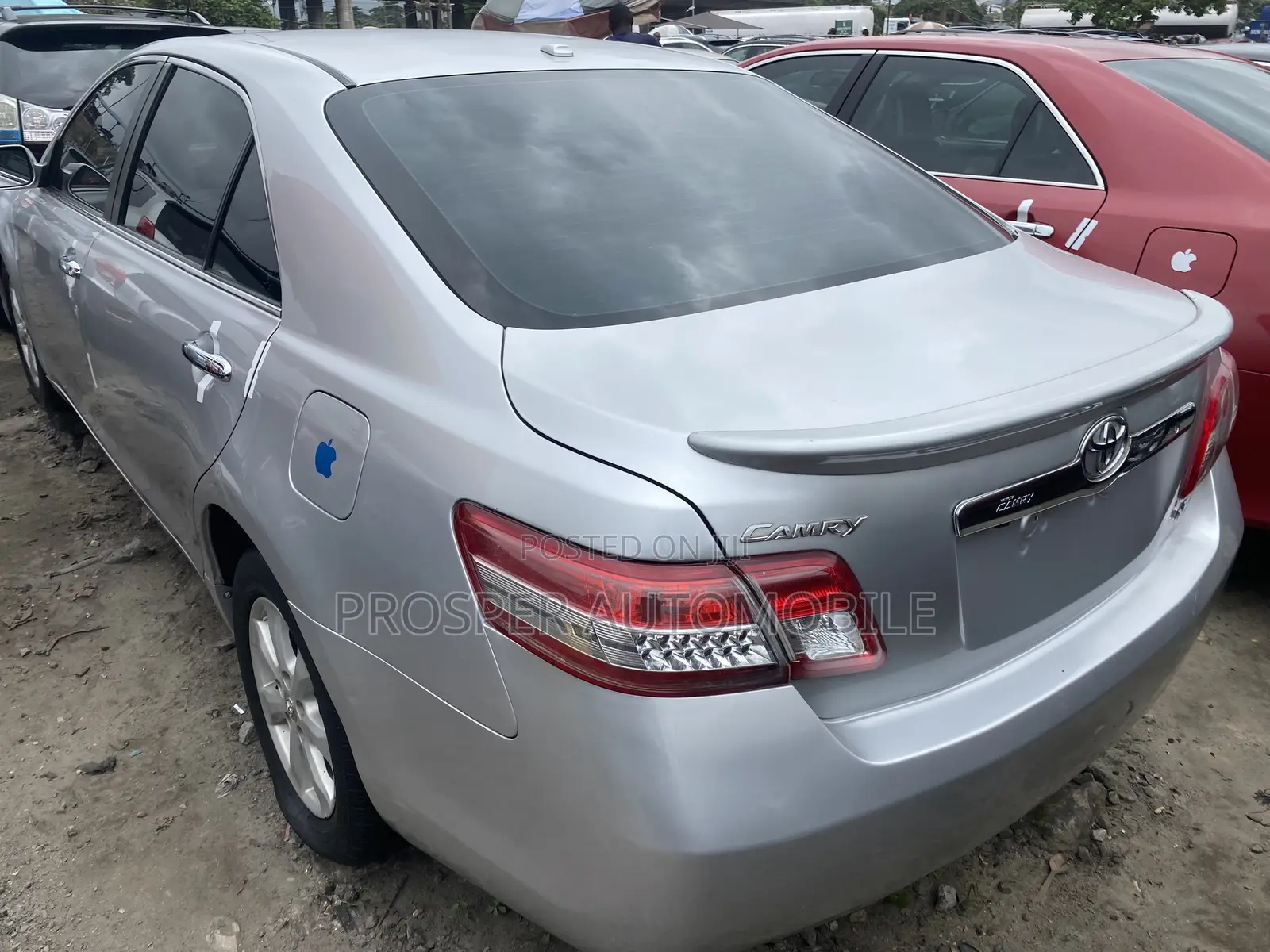 Toyota Camry LE 4dr Sedan (2.5L 4cyl 6AM) 2010 Silver