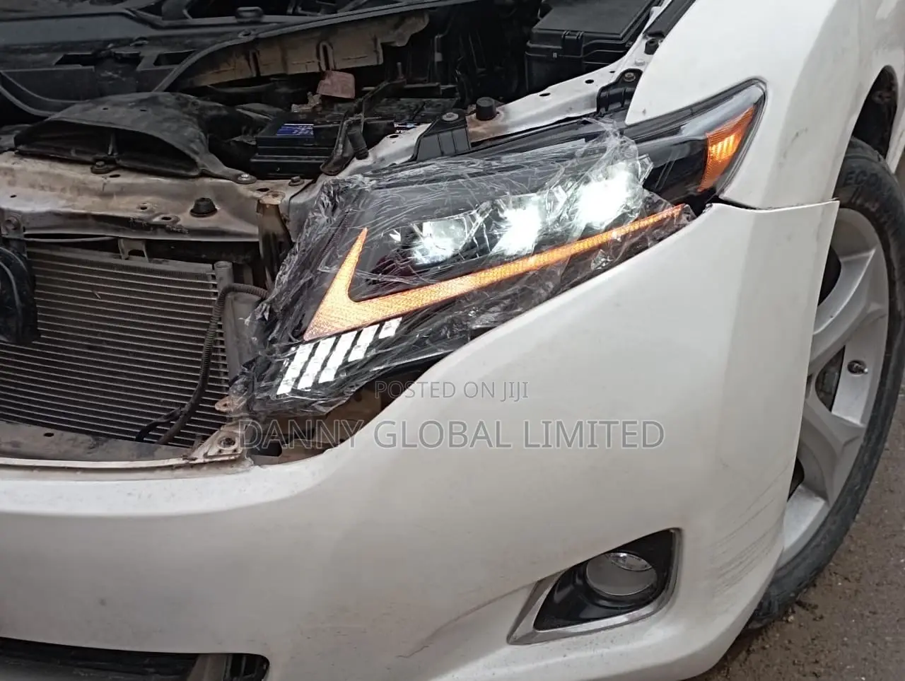 Toyota Venza Upgraded Headlight