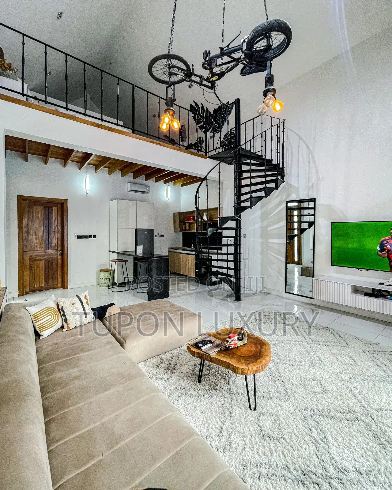 Luxury 2bedroom Detach Duplex With Pool.