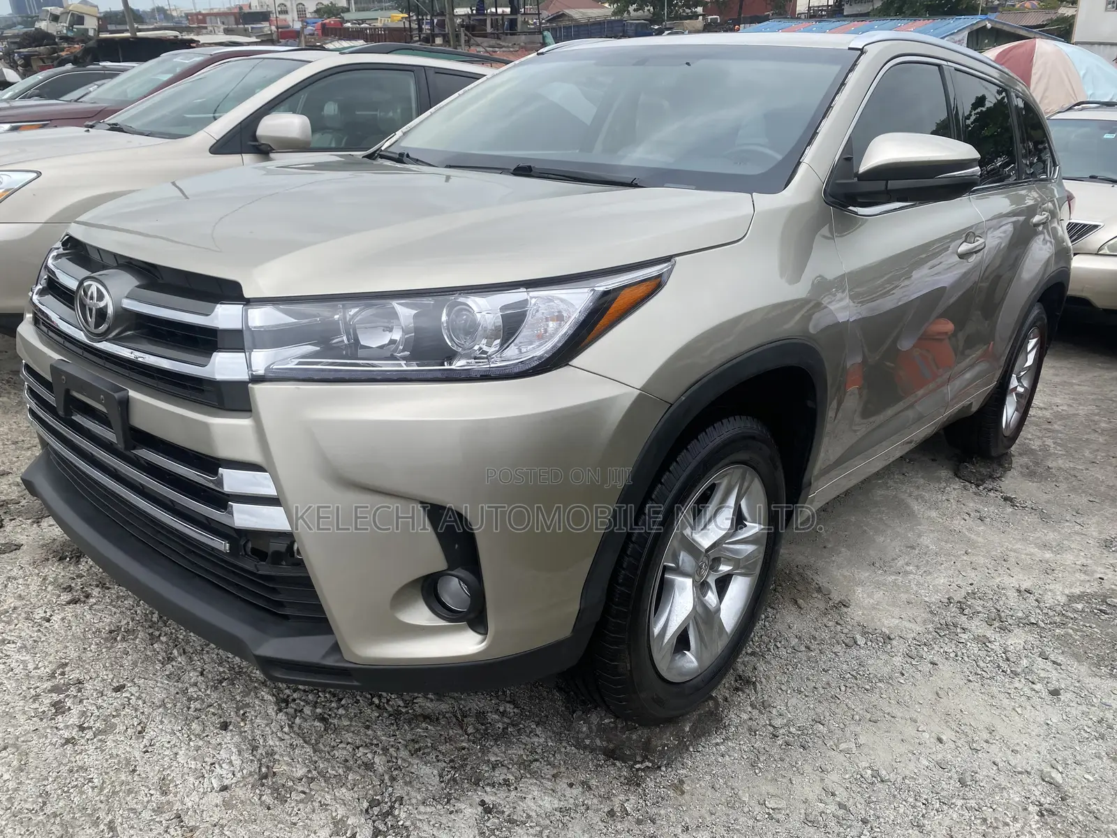 Toyota Highlander 2016 Gold