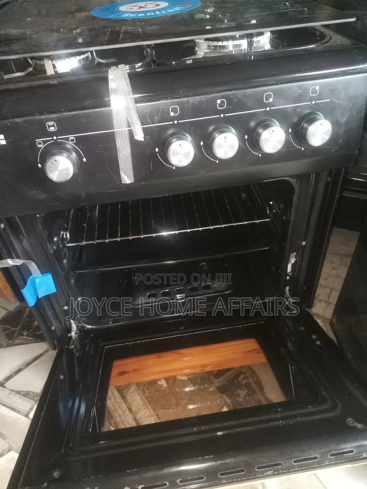 Formica 4 Burners Standing Gas Cooker 60 by 60 Scanfronst