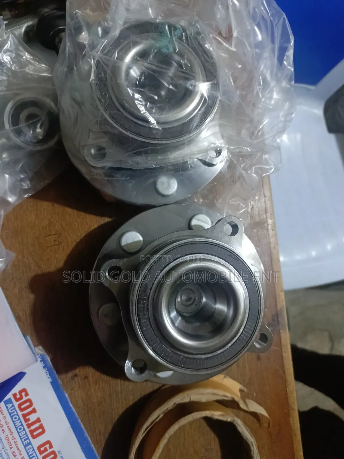 Complete Front Hub Hiace Bus 2020-2024