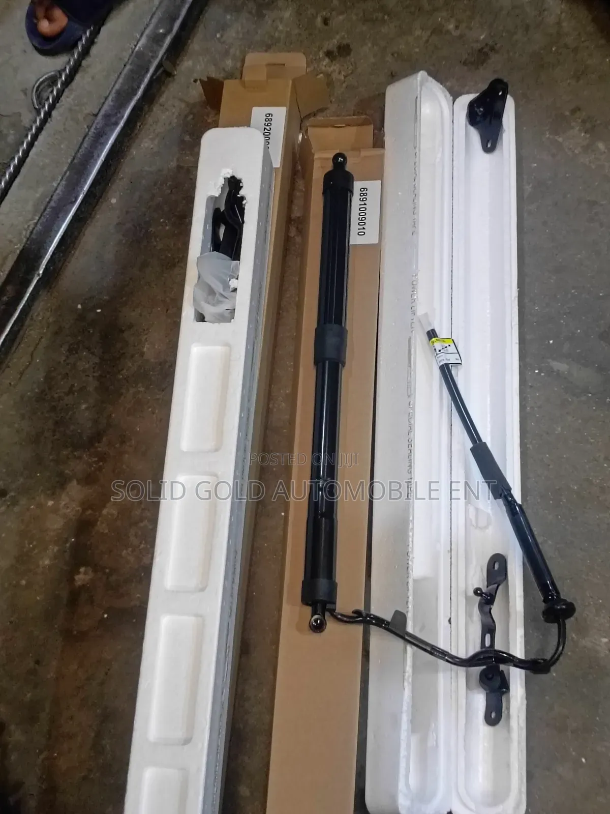 Automatic Tailgate/Booth Lifter Rav4 2015-2018