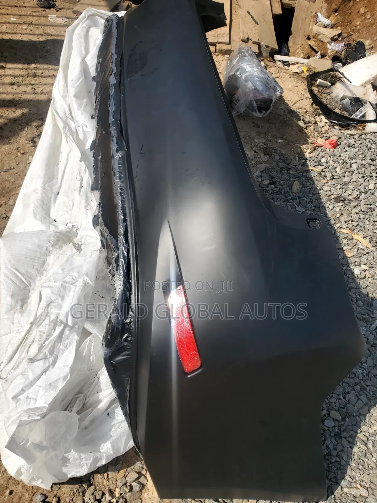 Rear Bumper ES 350 2018