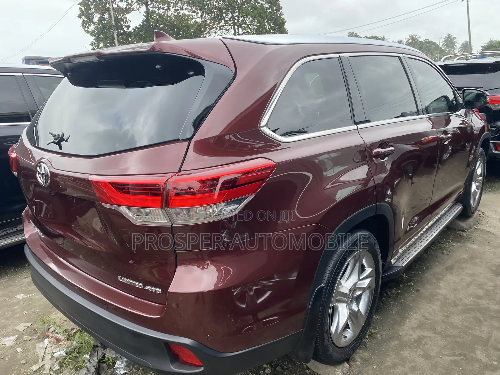 Toyota Highlander 2015 Red