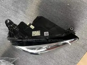 Headlamp E300 2020 - 2023