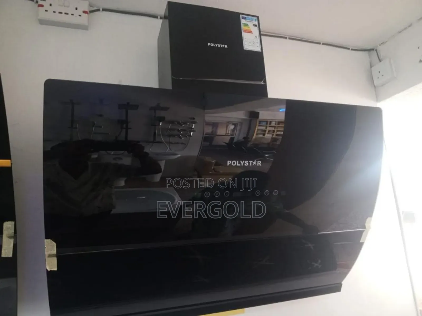 90 Cm Plasma Rangehood Hand Wave Or Soft Touch Available