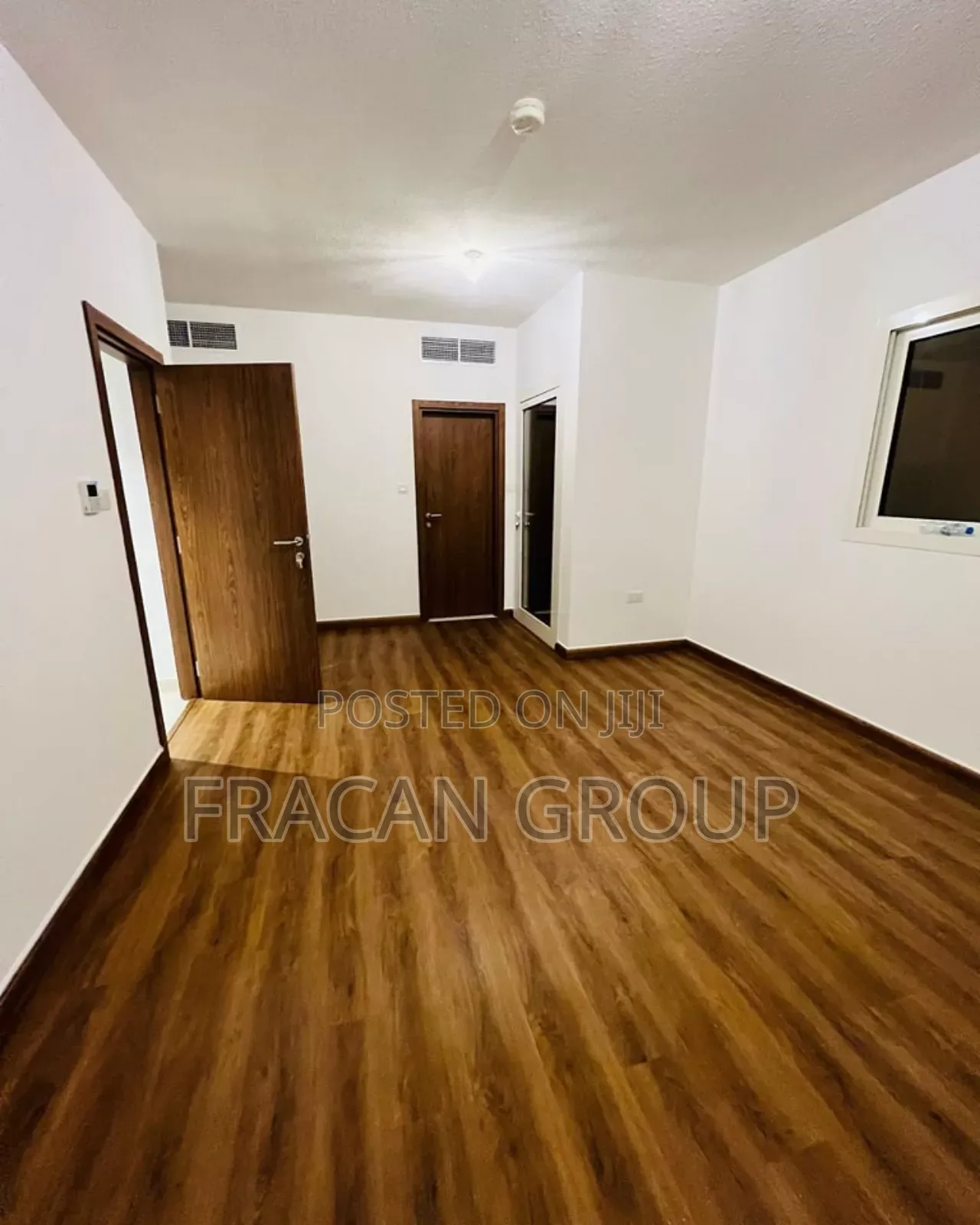 Give Your Home That Exquisite Finish Using Vinyl PVC Floor