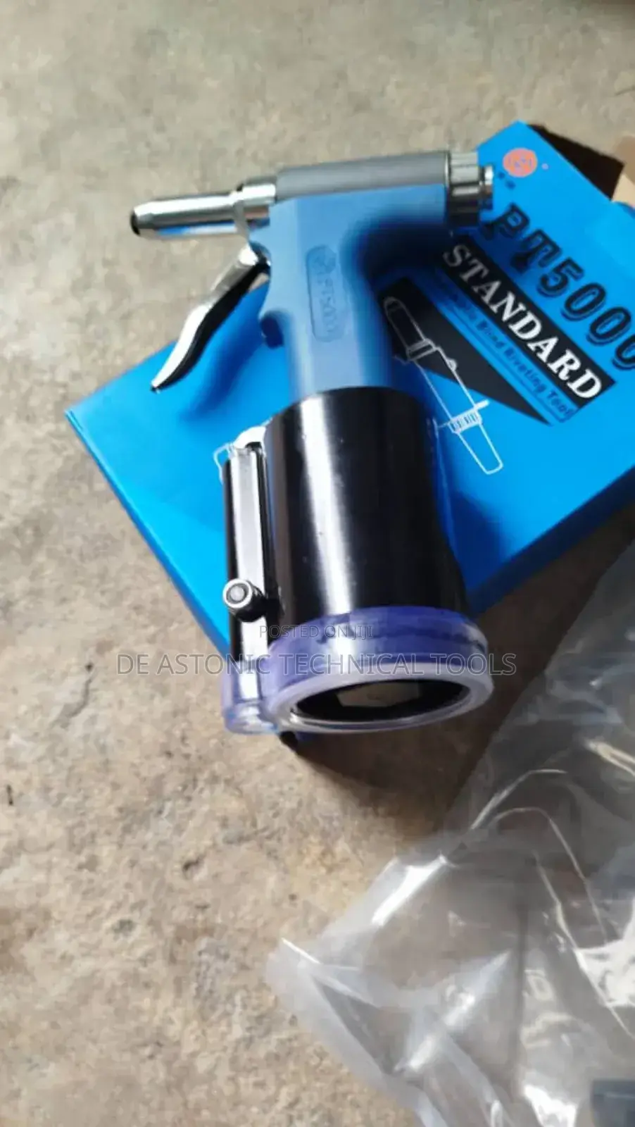 Pneumatic Hand Rivet Gun