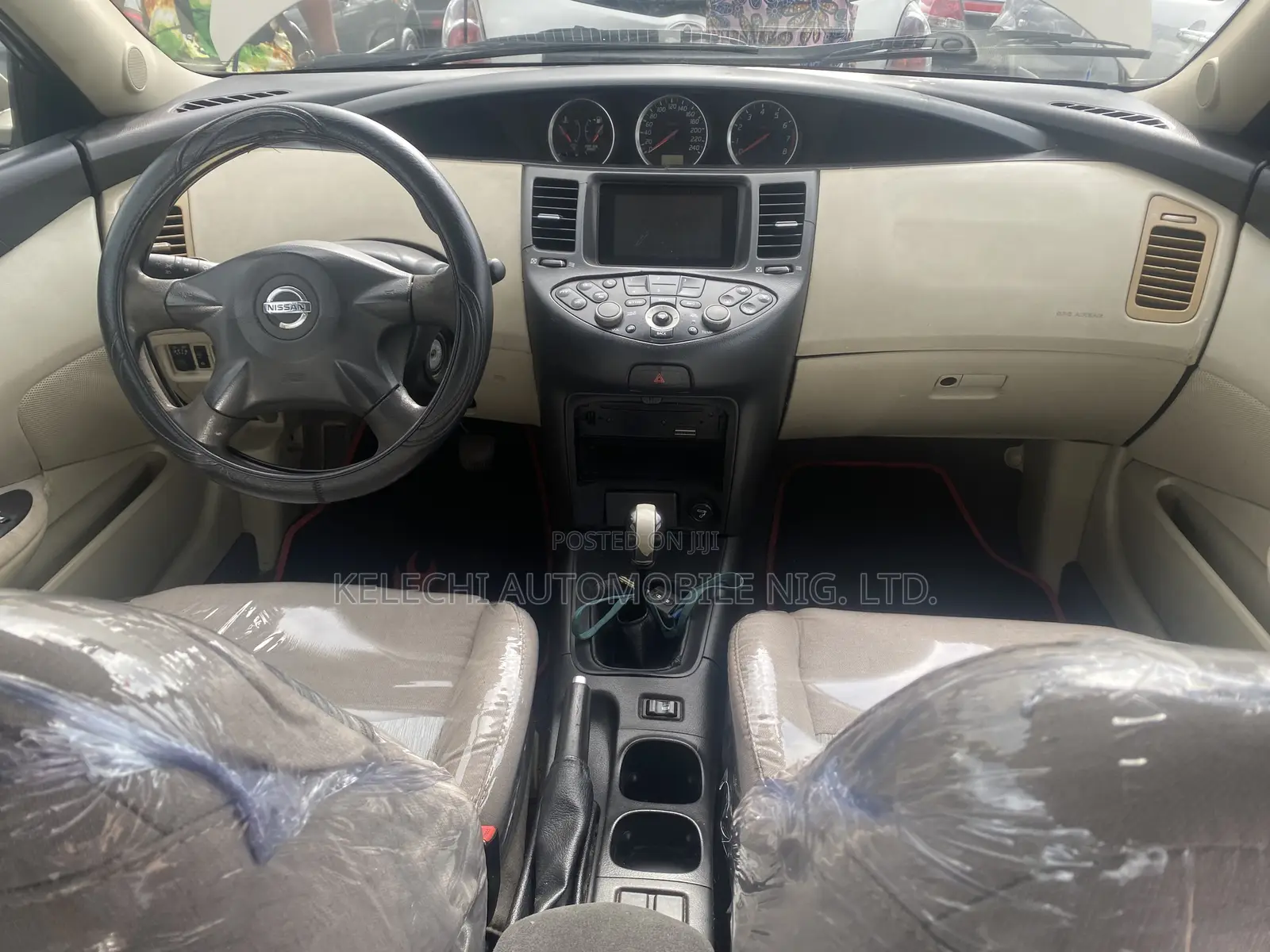 Nissan Almera 2005 Gold