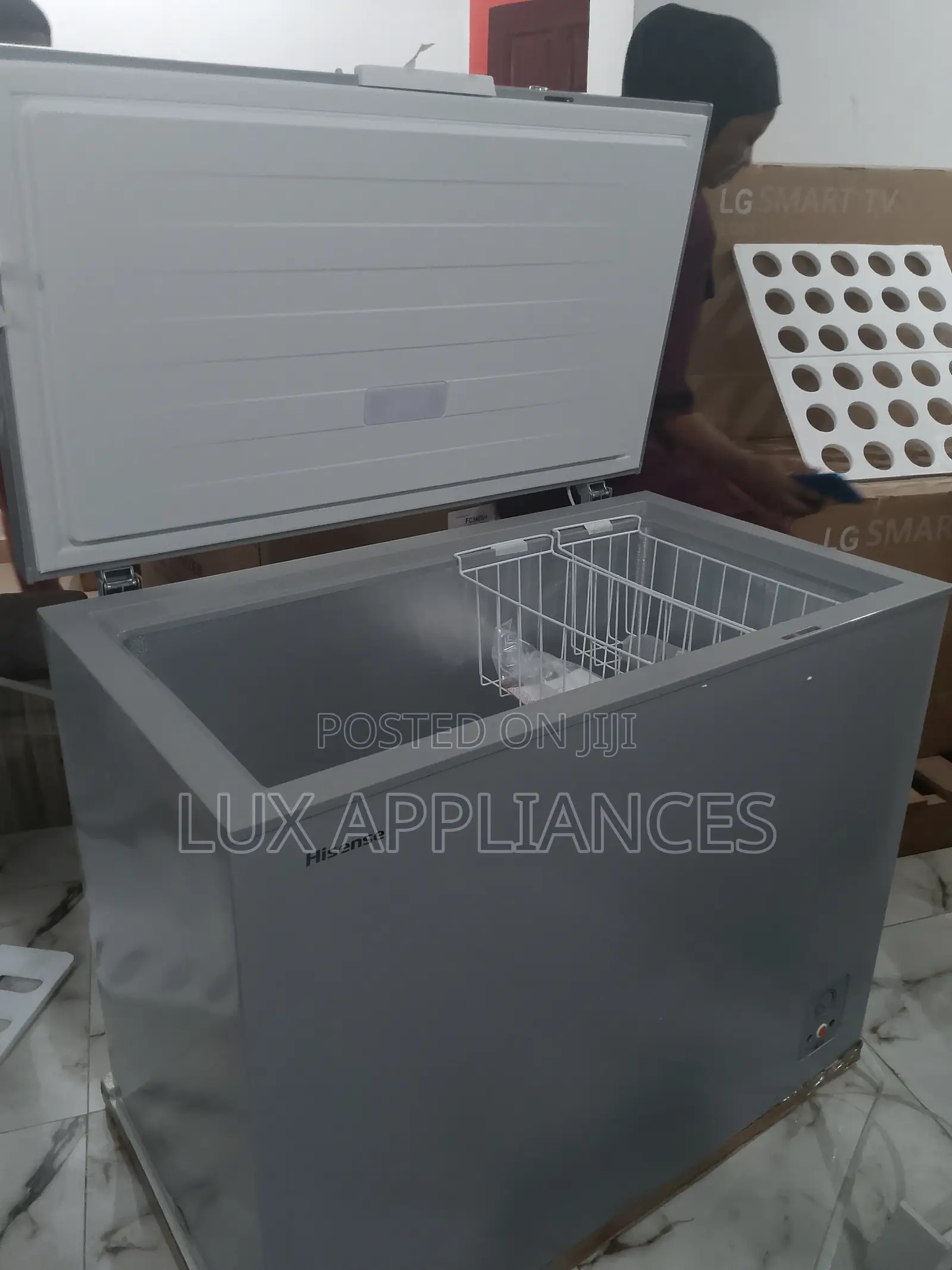 Durable Hisense 250l Chest Freezer