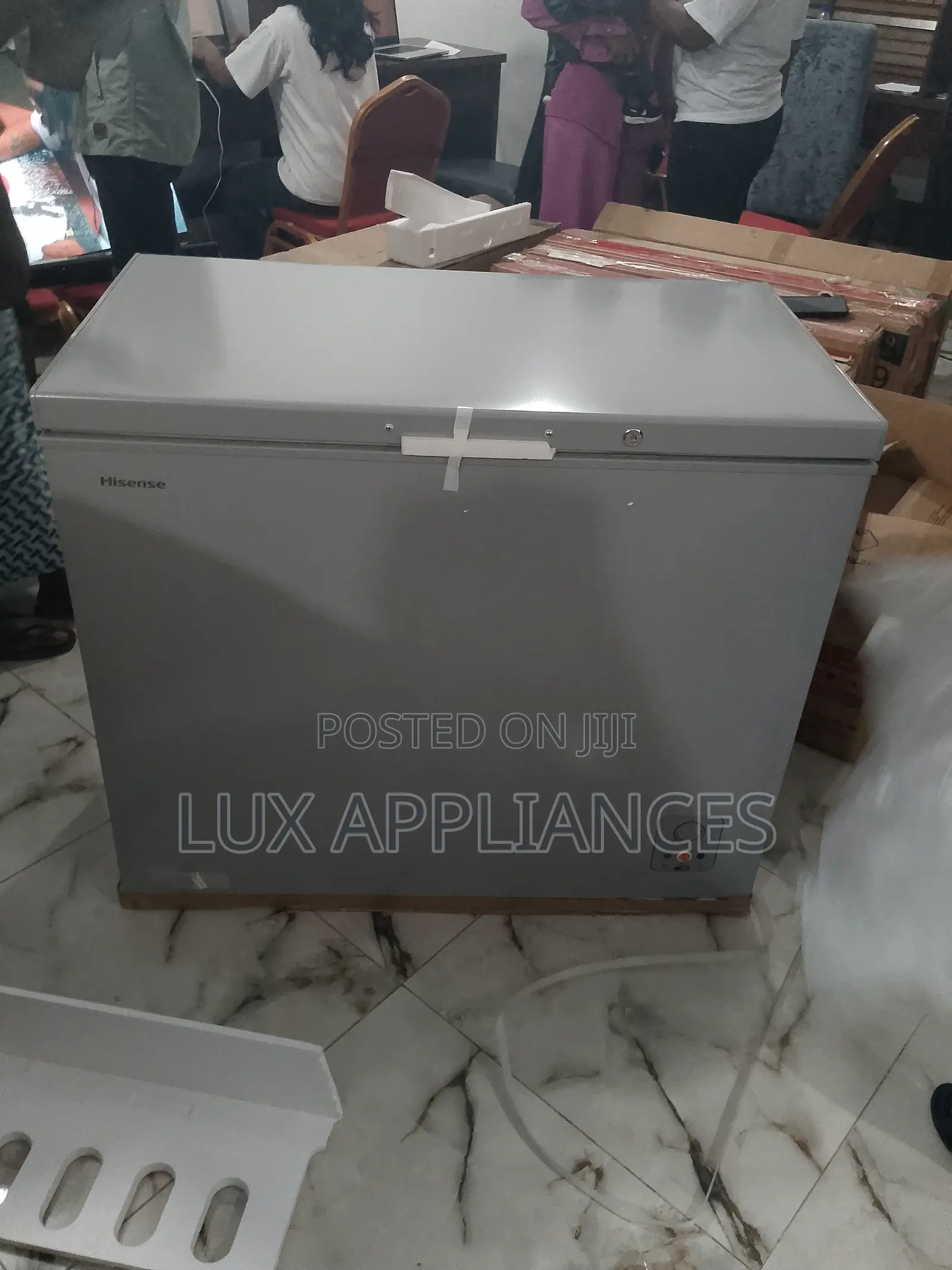 Fast Selling and Affordable Hisense 250l Chest Freezer