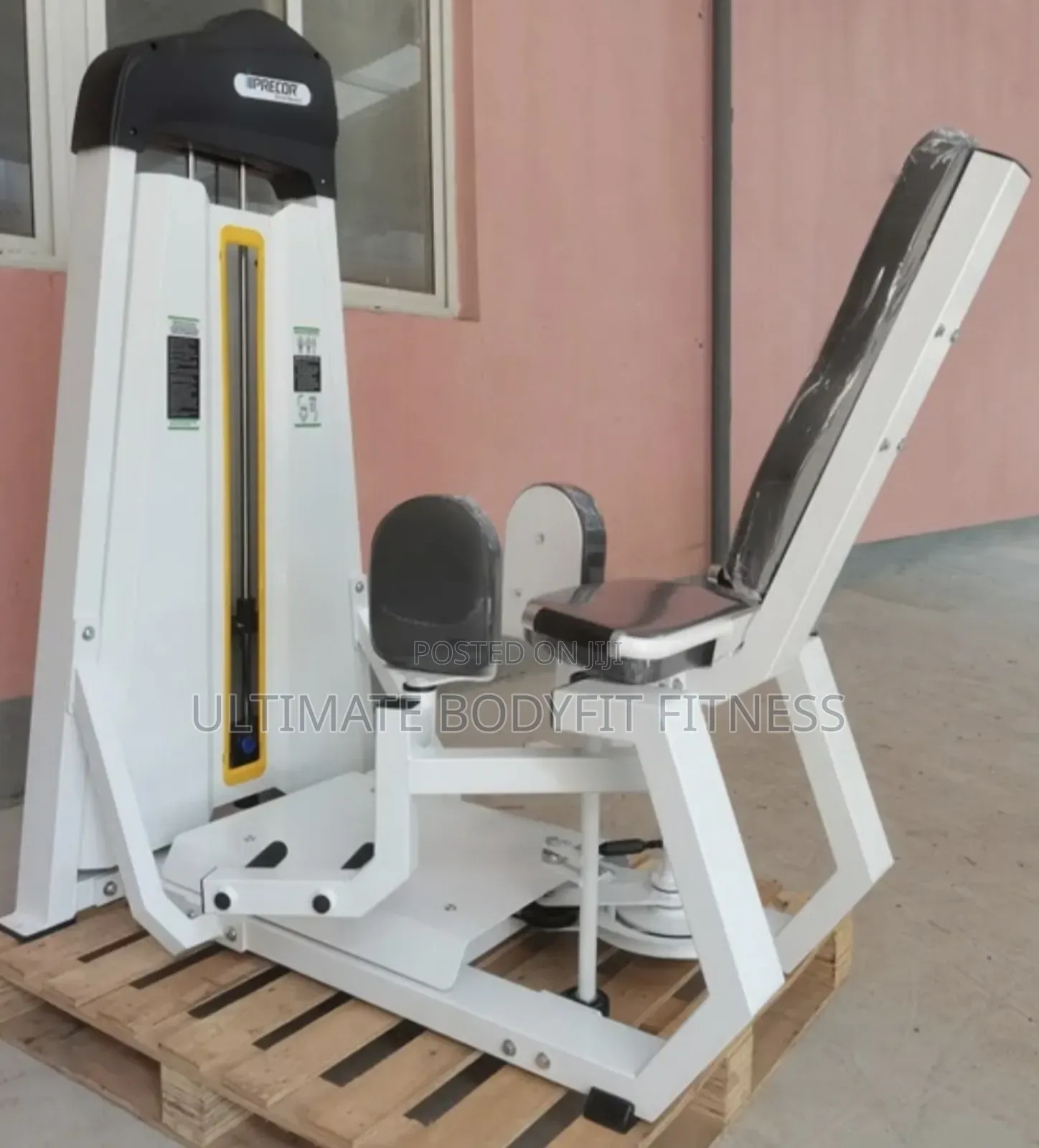 Brand New Hip Abductor
Machine