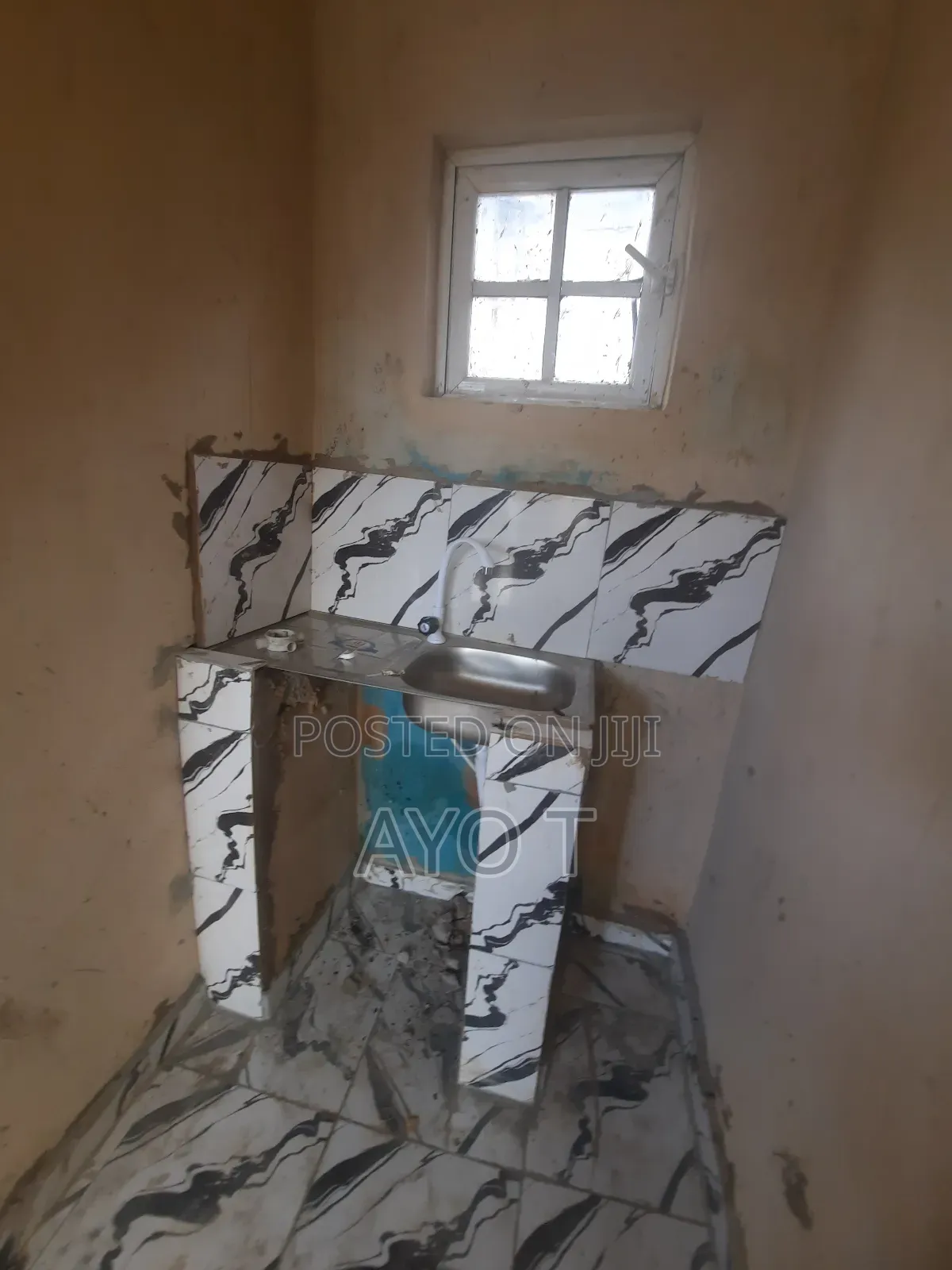 Studio Apartment in Bariga for rent