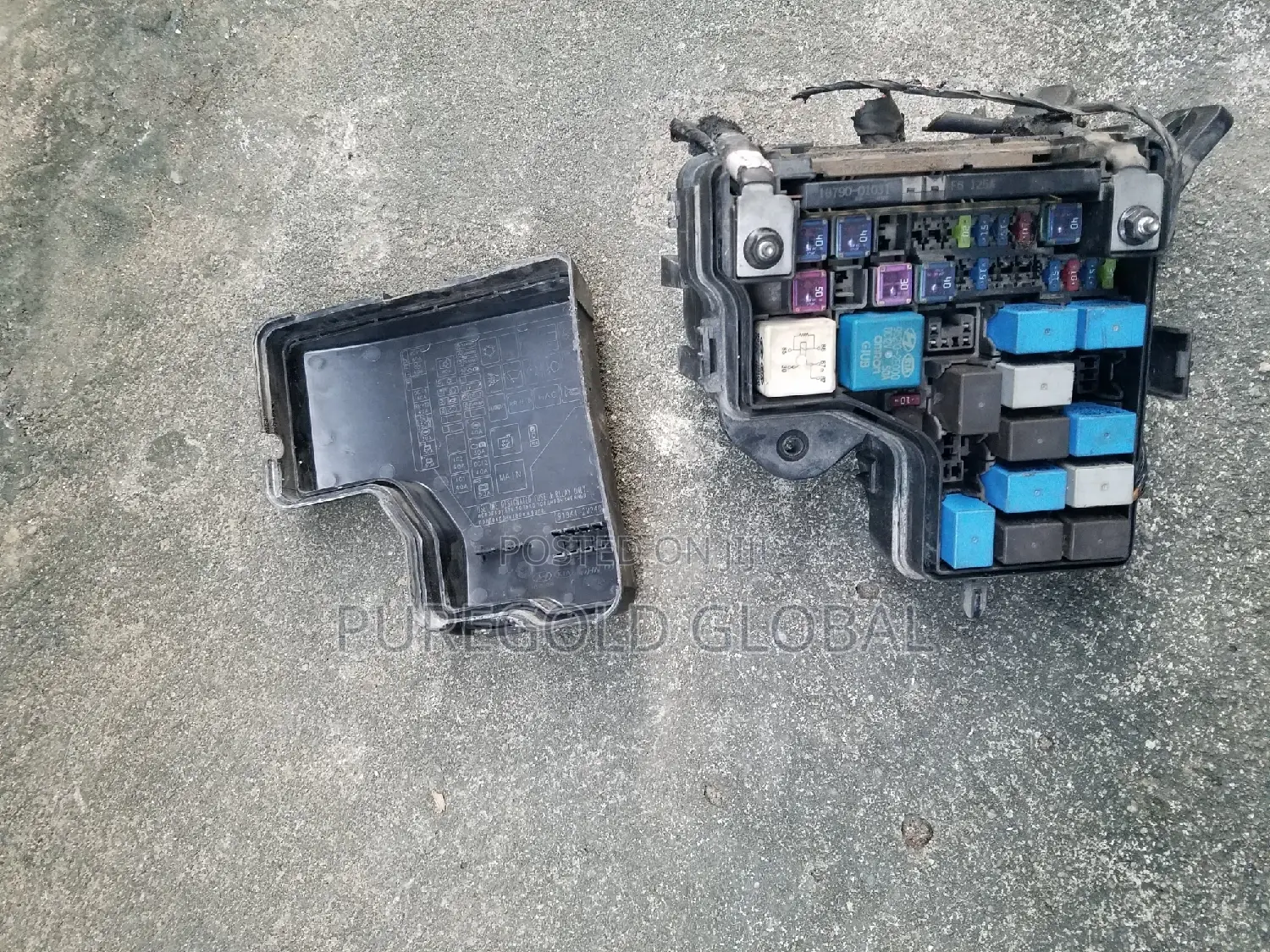 Hyundai Veloster Complete Fuse Box