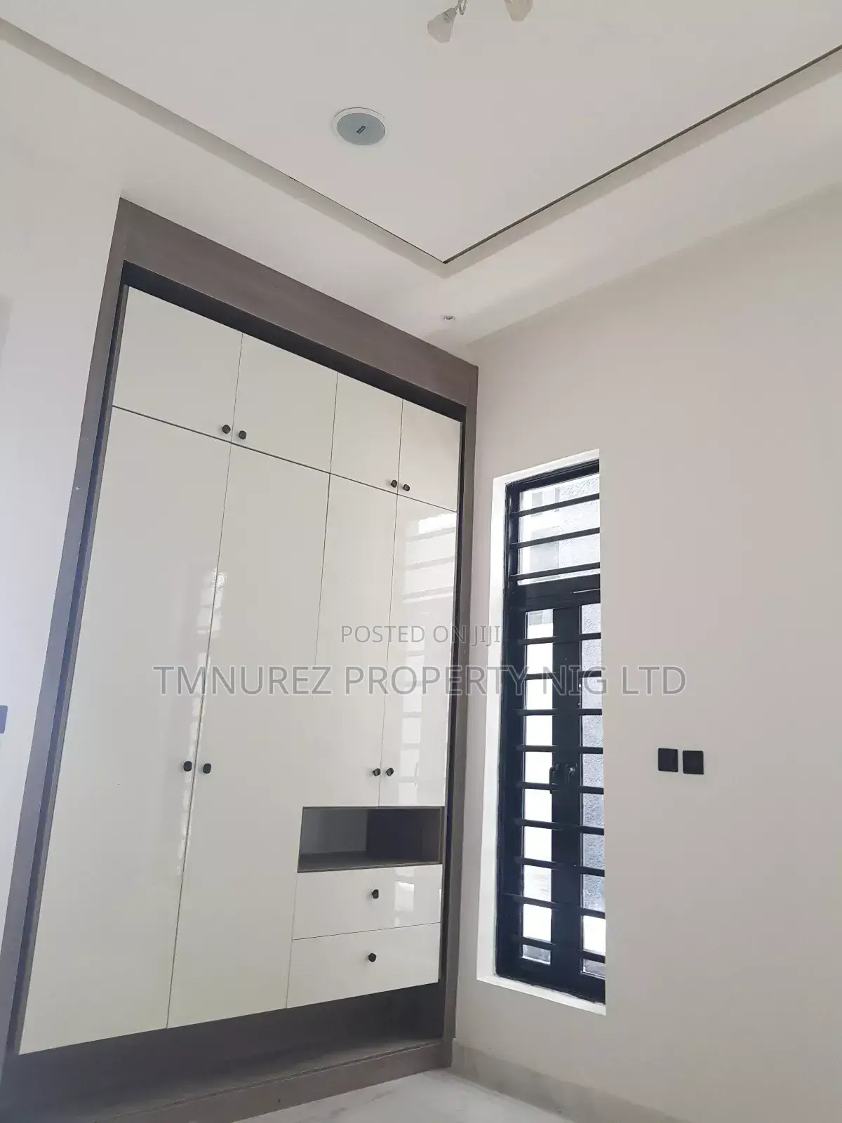 5bdrm Duplex in Megamound, Lekki for sale