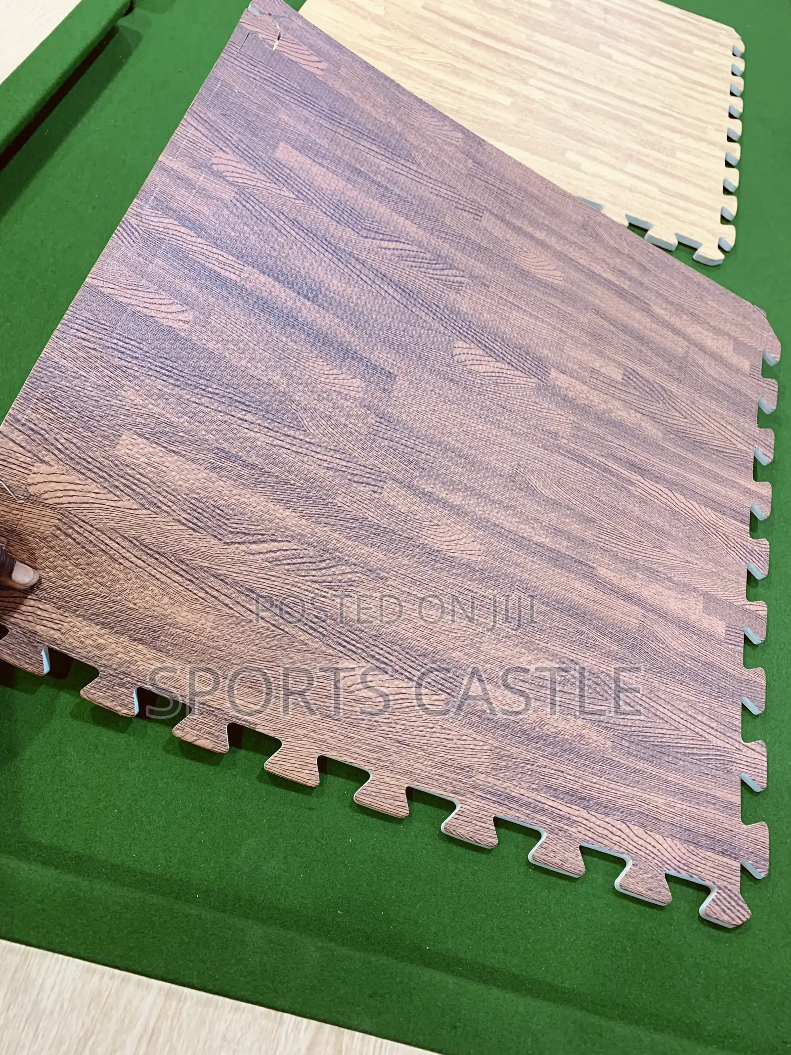 Brown Interlock Mat