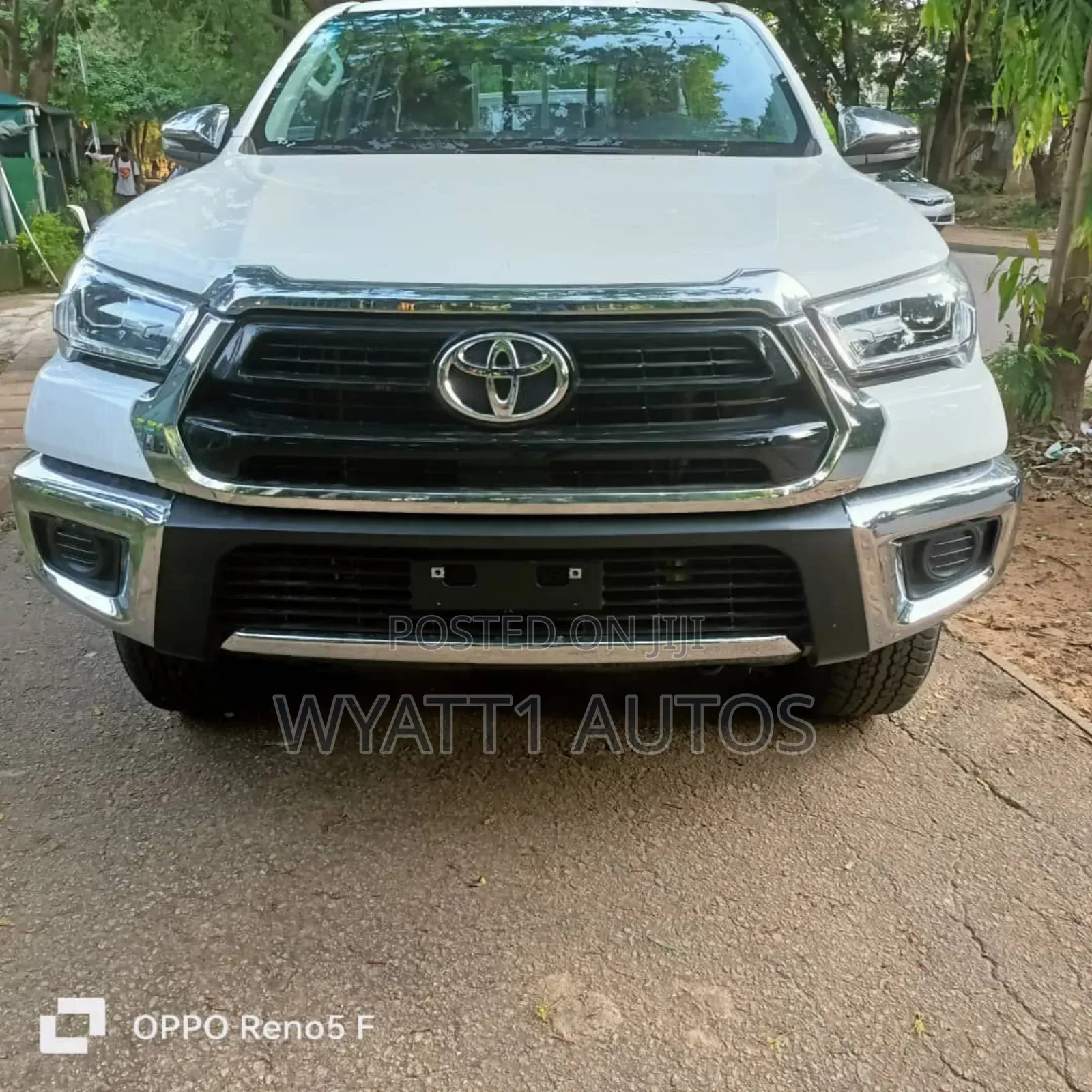 New Toyota Hilux 2024 White