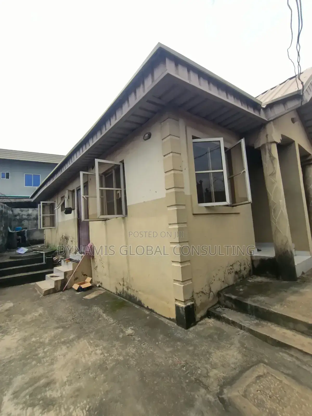 2bdrm Bungalow in Alebiosu Close, Magodo Isheri for sale