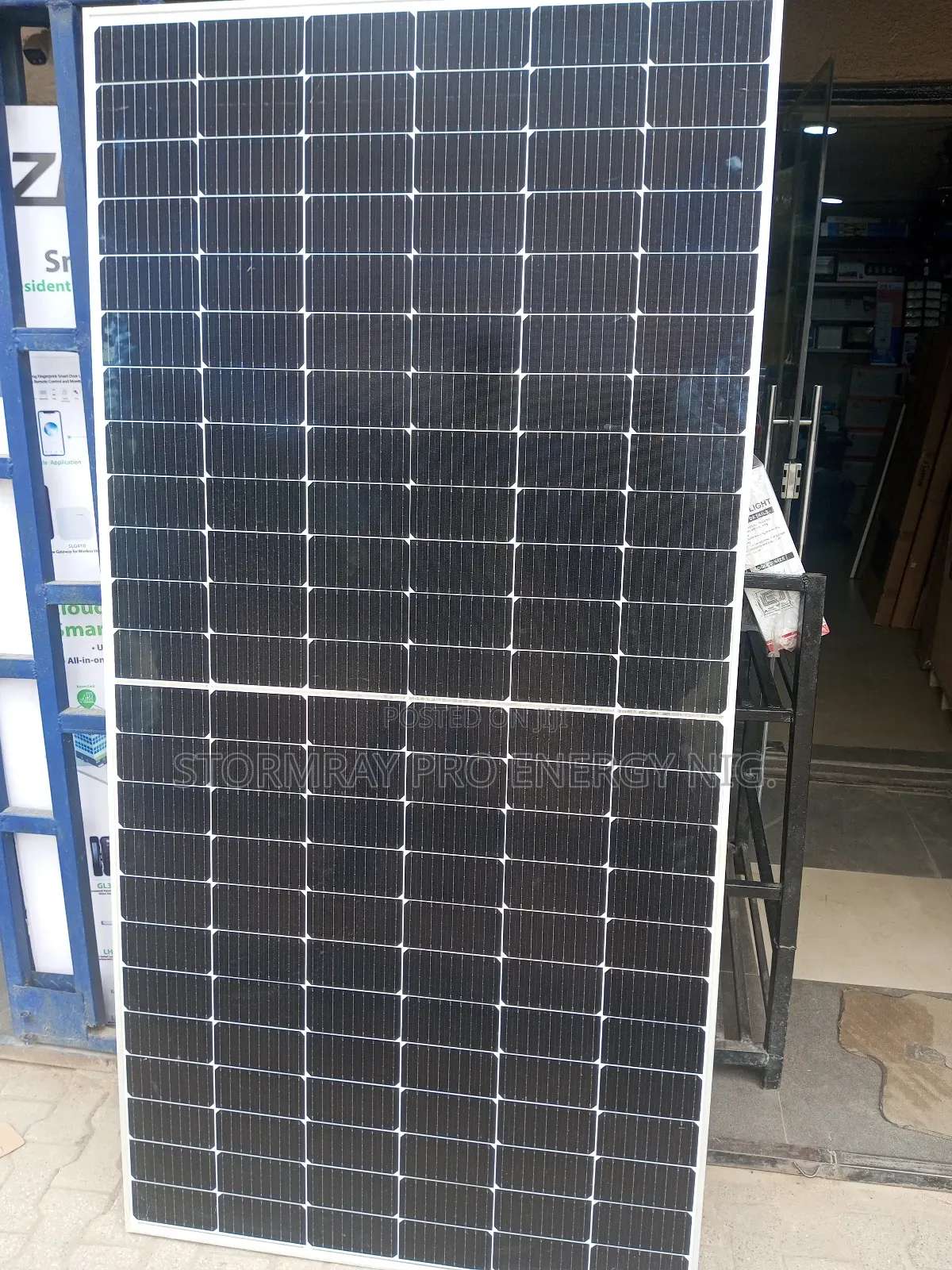 550 Watts Half Cuts Solar Panels