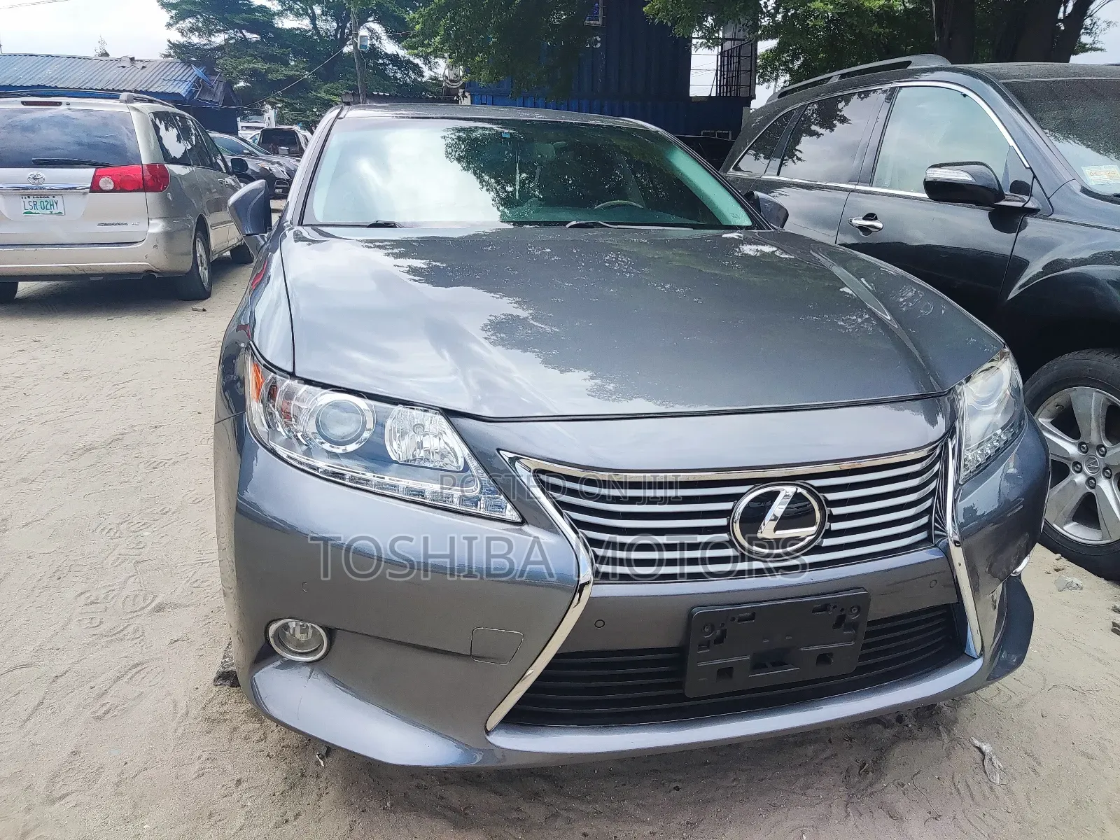 Lexus ES 350 FWD 2014 Gray