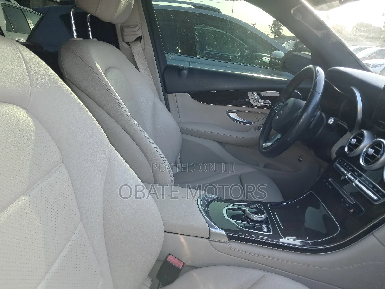 Mercedes-Benz GLA 250 2017 White