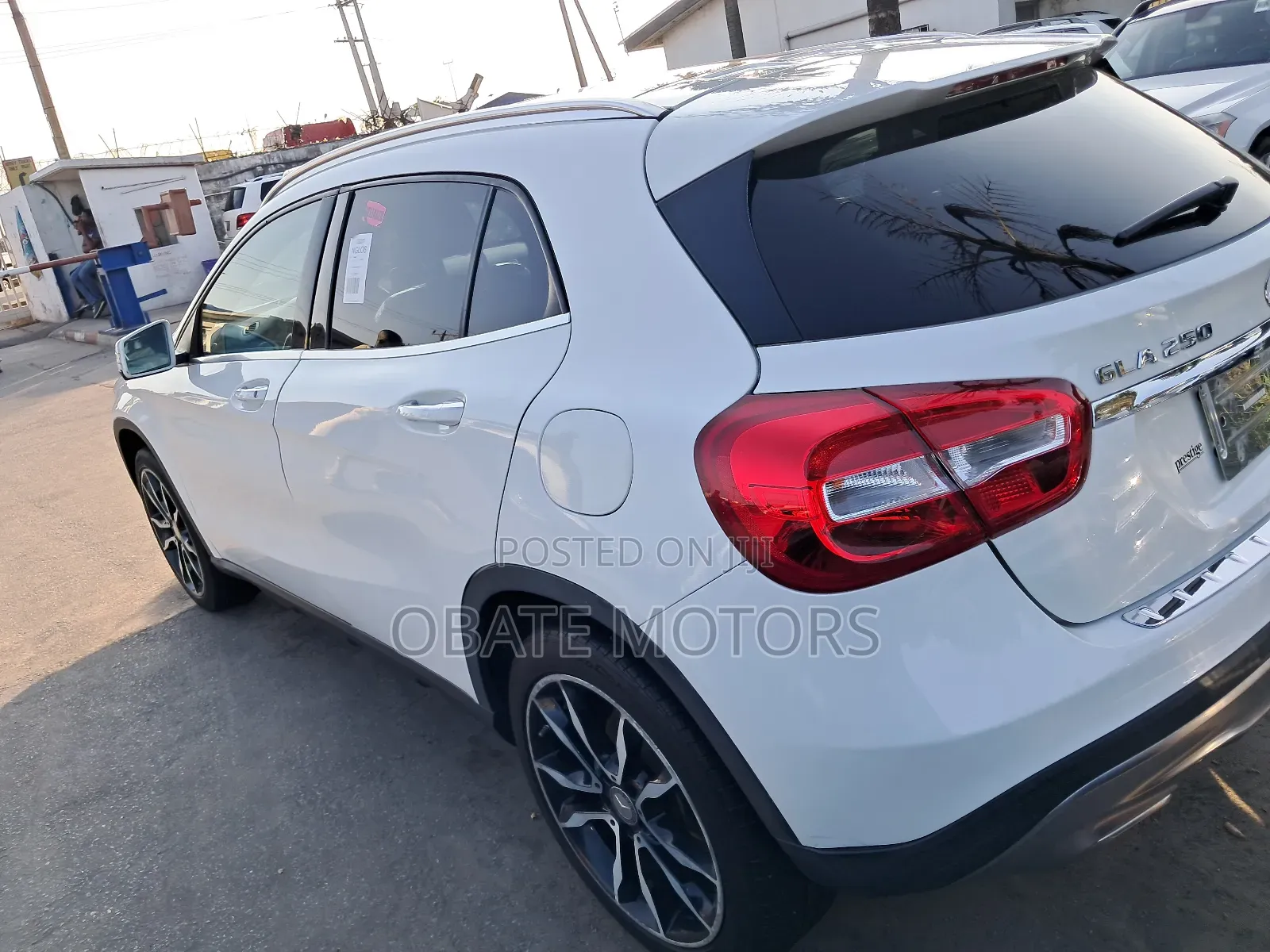 Mercedes-Benz GLA 250 2017 White