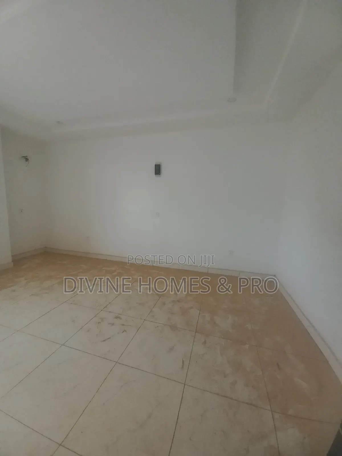 4bdrm Duplex in Dantata Estate, Gwarinpa for sale