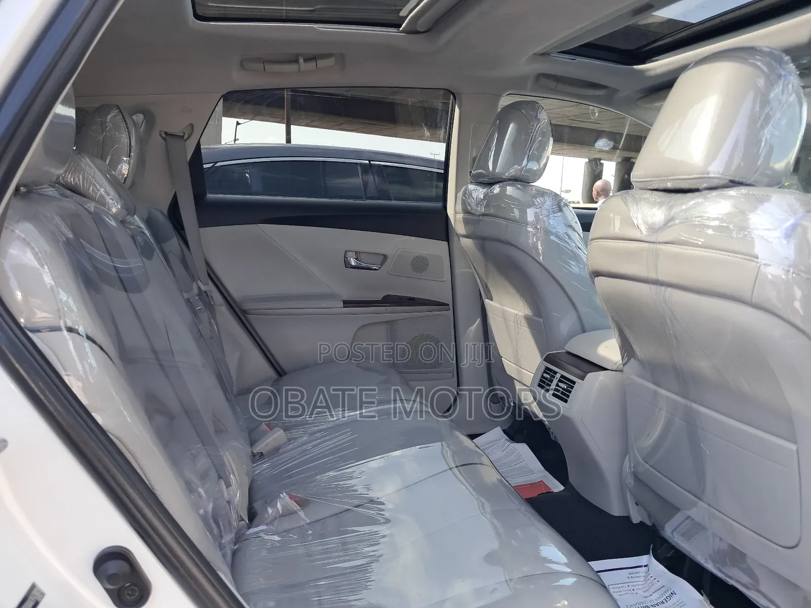 Toyota Avanza 2011 White