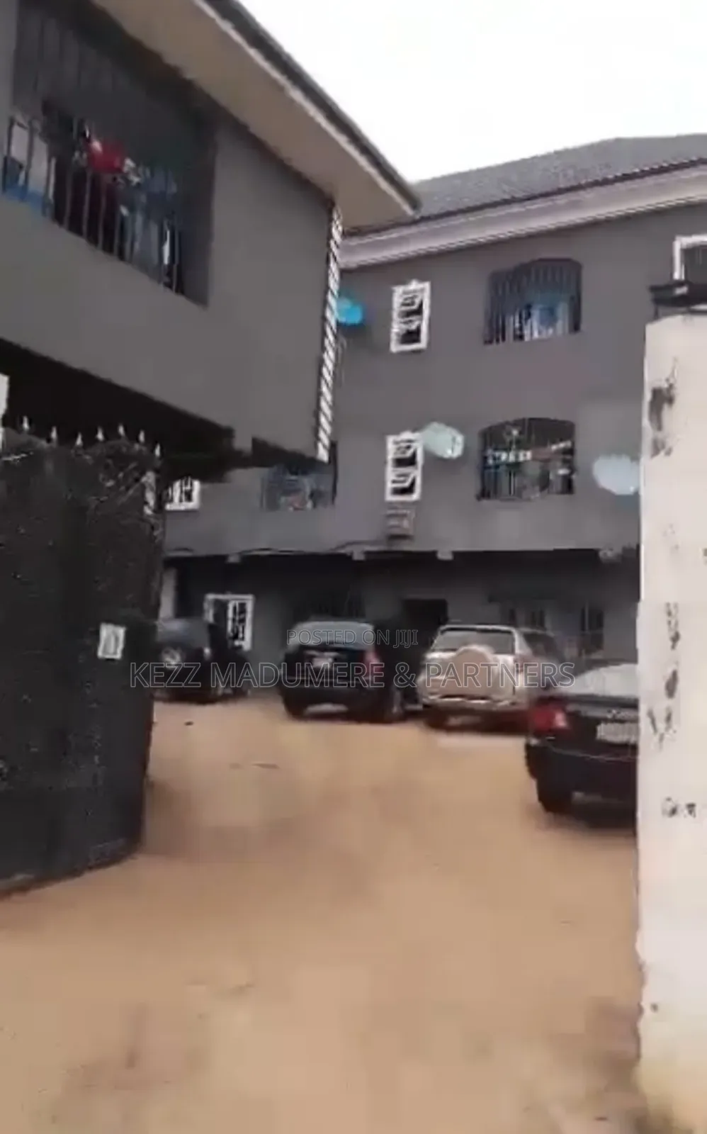 14bdrm Block of Flats in Inside An Estate In for sale
