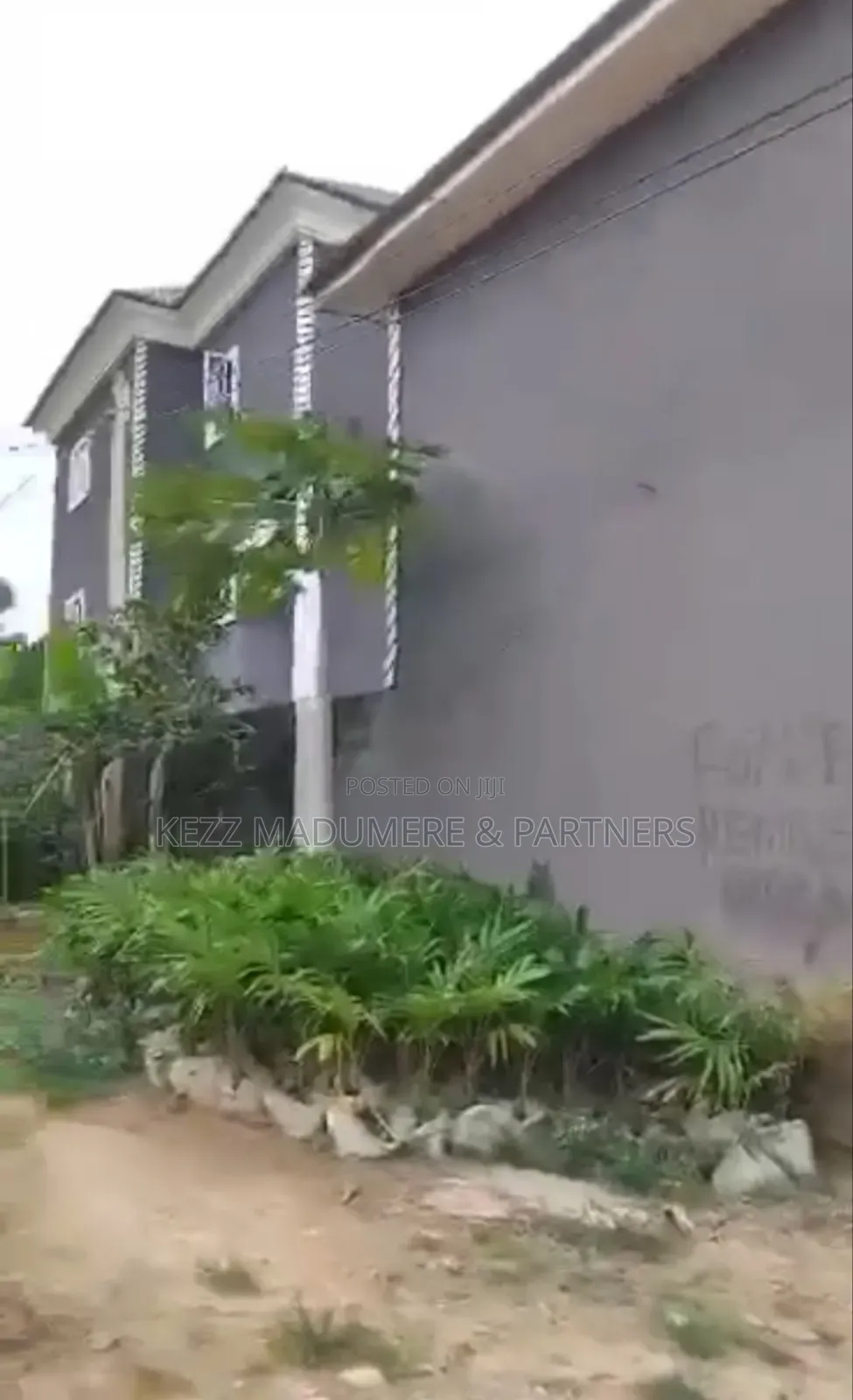 14bdrm Block of Flats in Inside An Estate In for sale