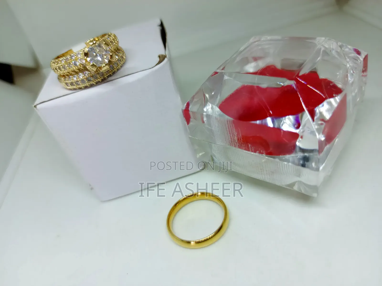 Zirconia Couples Set of Wedding Ring A08 - Gold