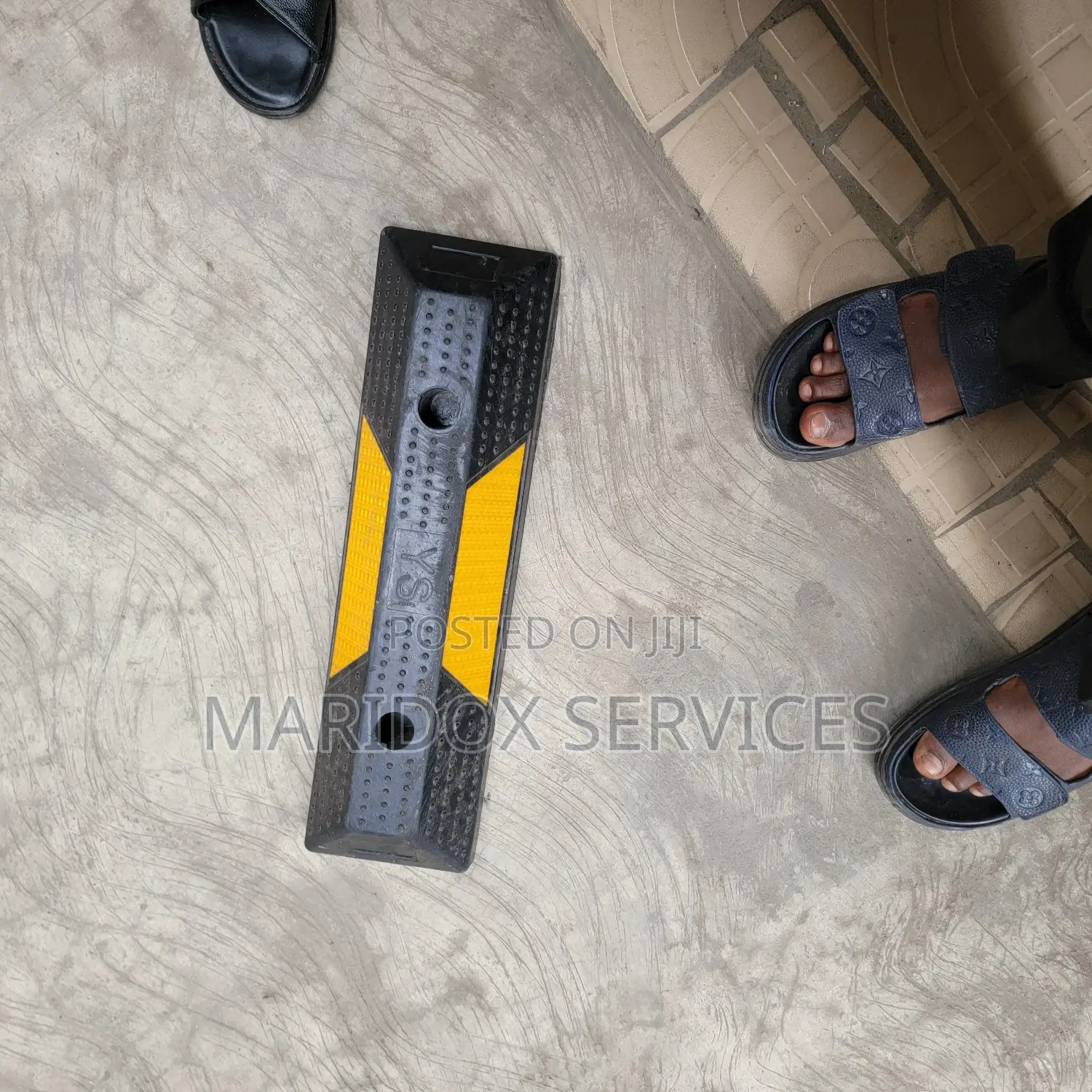 Car Rubber Stopper 55cmx10cmx16cm