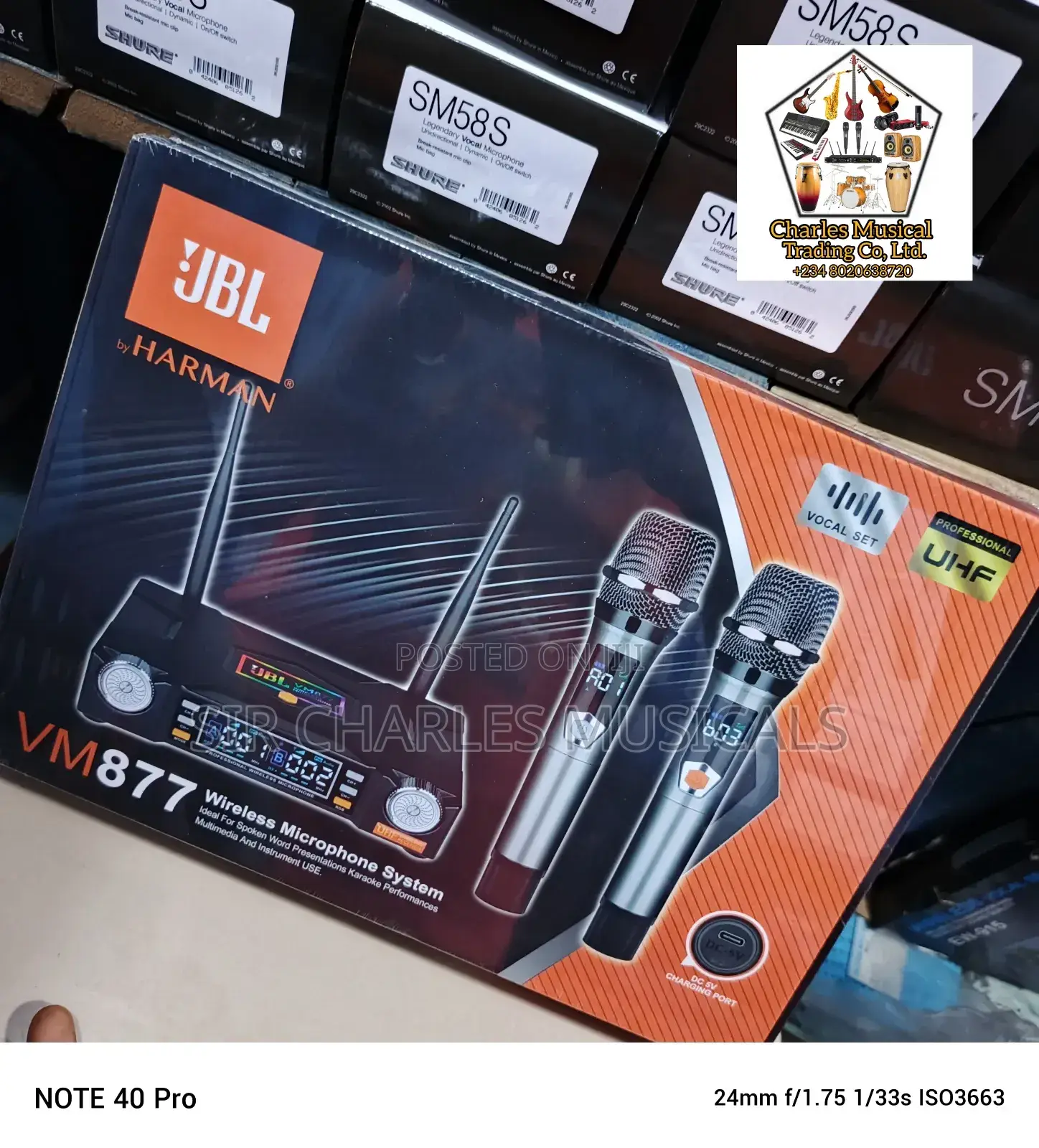 JBL VM877 Rechargeable Wireless Microphone System