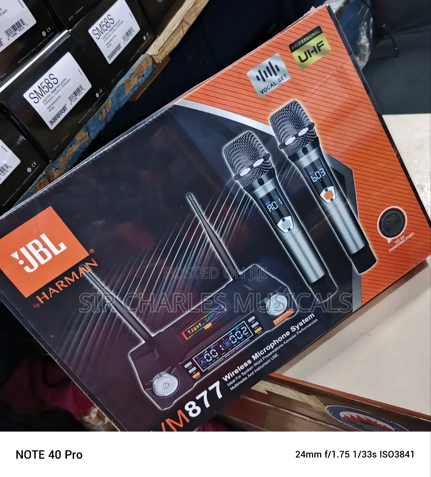 JBL VM877 Rechargeable Wireless Microphone System