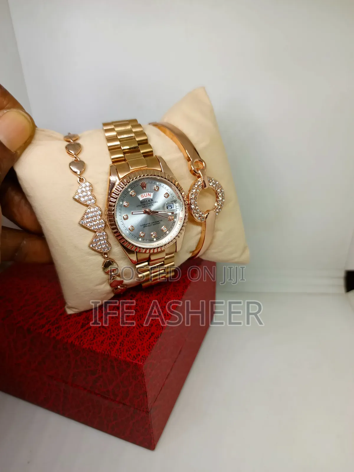 Rolex Ladies Watch With Two Bracelets A13 - Rose Gold