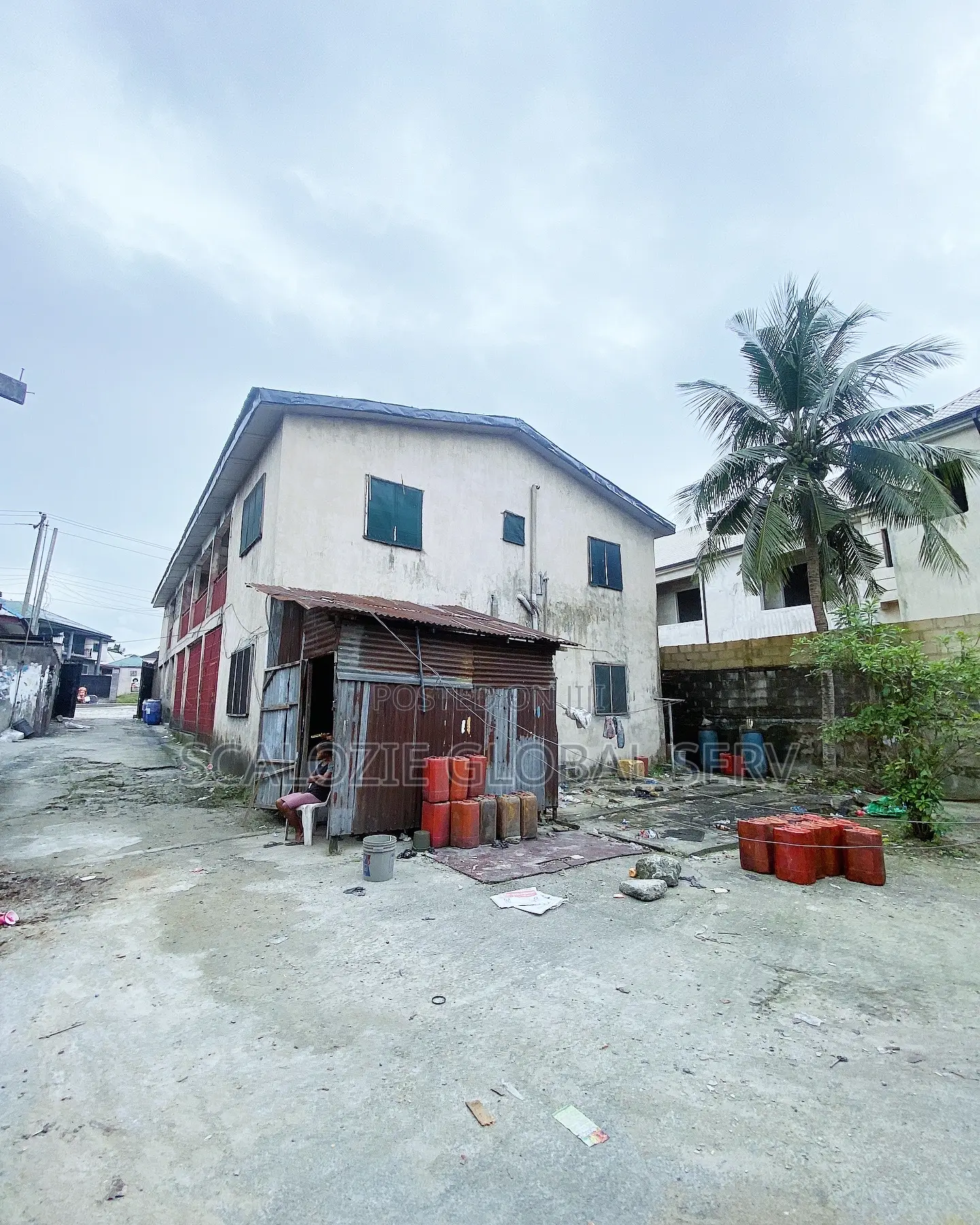 3bdrm Block of Flats in Port-Harcourt for sale
