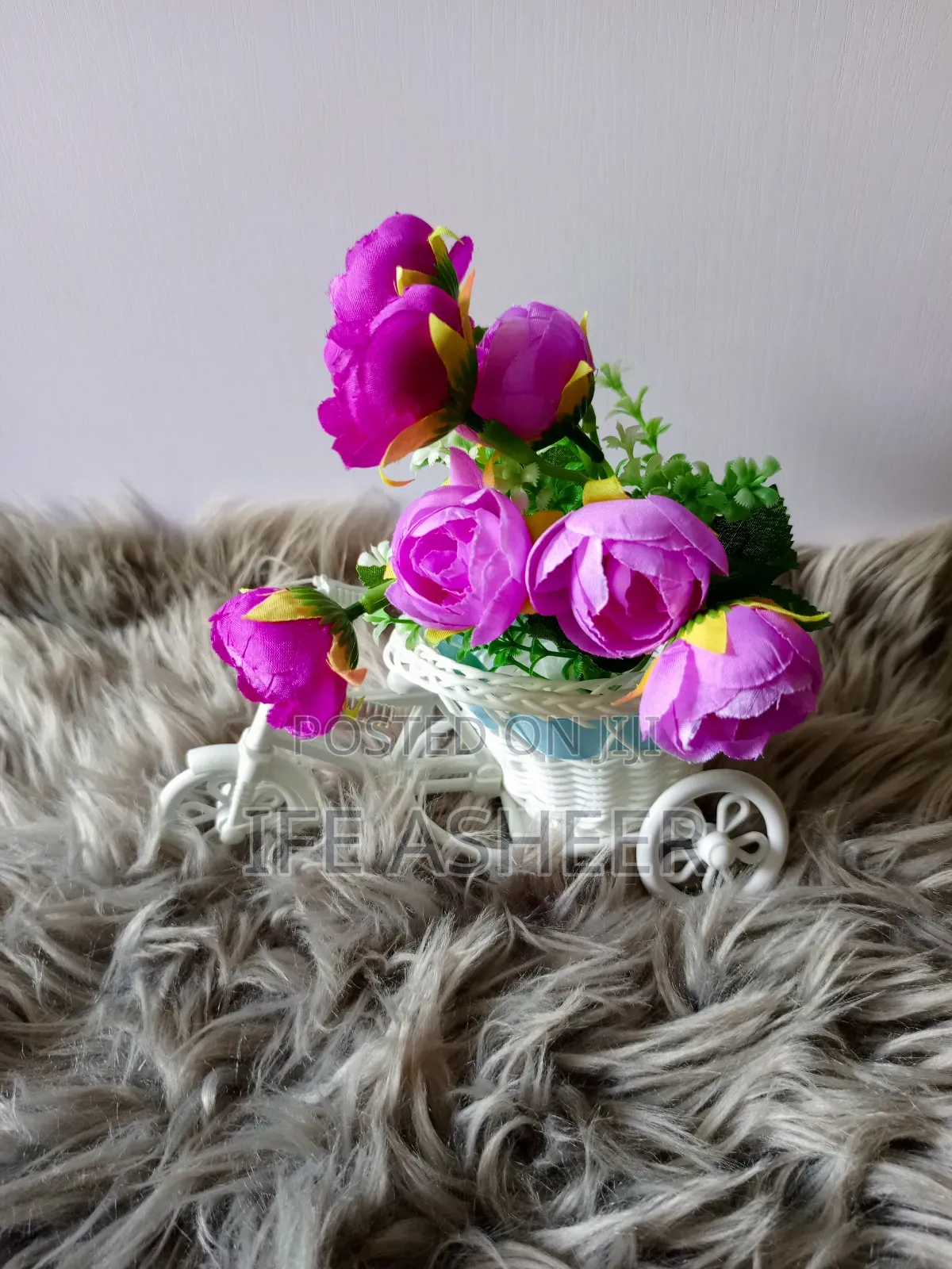 Tricycle Vase With Flowers for Shelves Table Decor